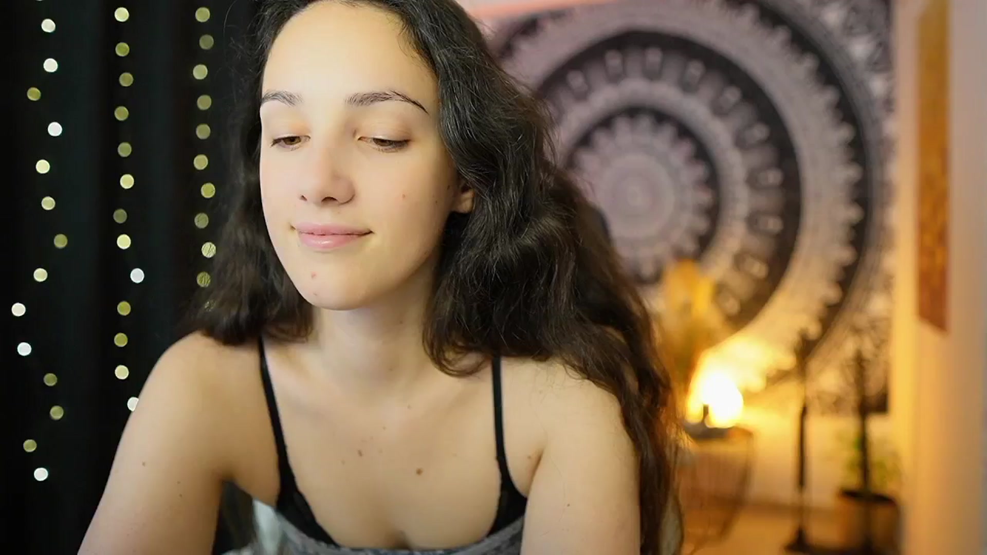 Gallery image thumbnail from Sophie_Rain18's myfreecams stream on, 05/09/2024, 12:22 image 8 of 20