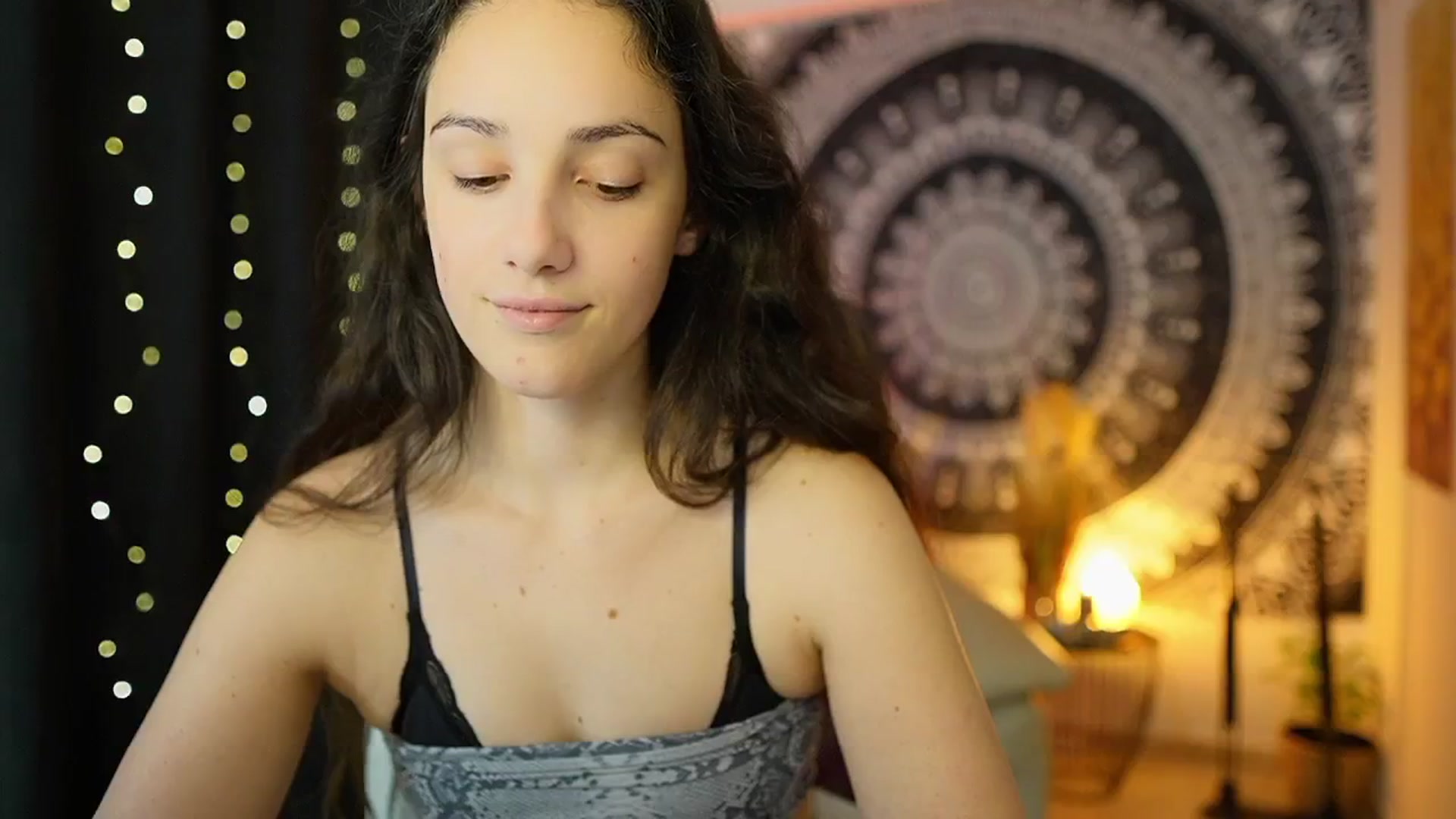 Gallery image thumbnail from Sophie_Rain18's myfreecams stream on, 05/09/2024, 12:22 image 13 of 20