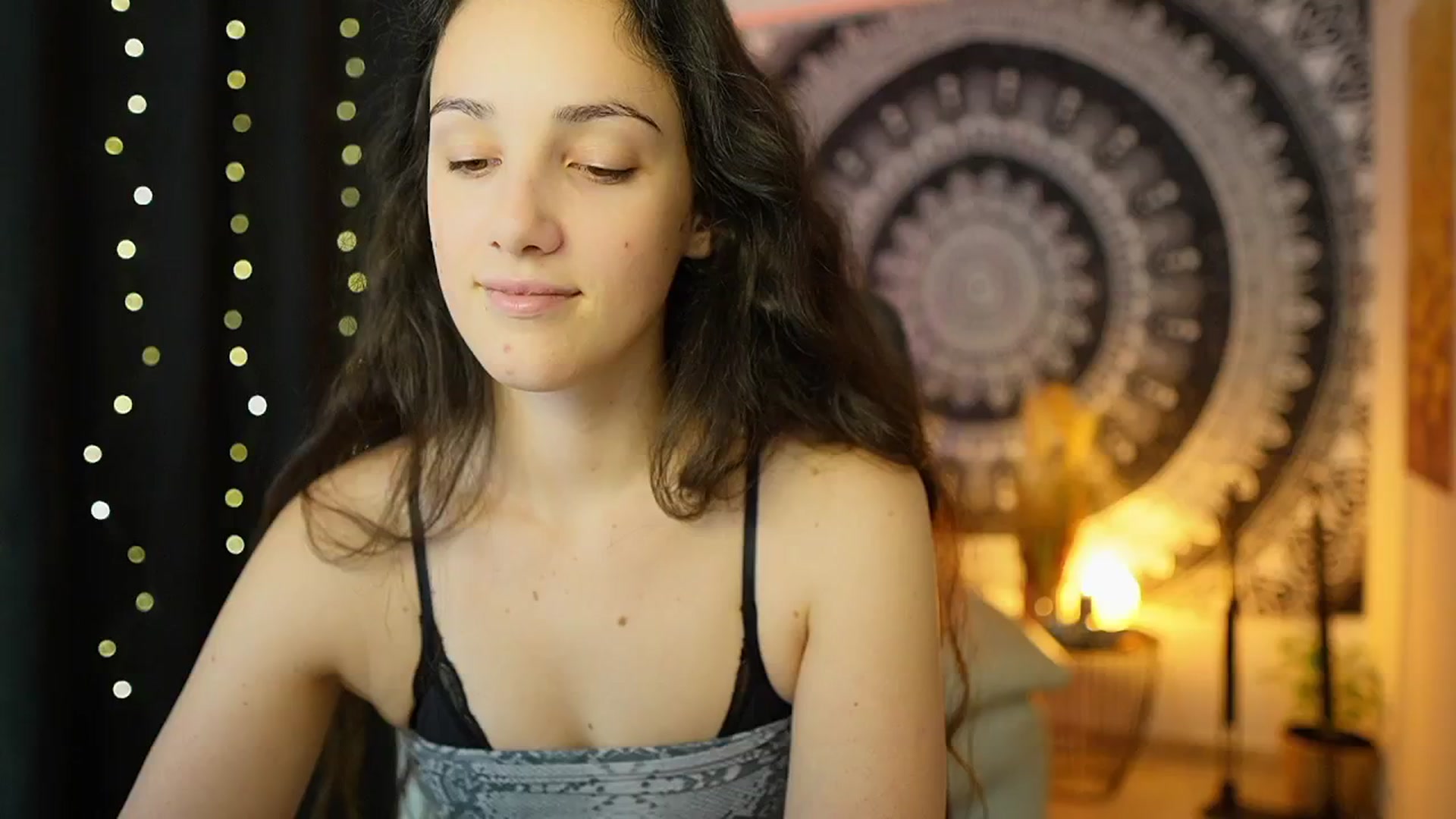 Gallery image thumbnail from Sophie_Rain18's myfreecams stream on, 05/09/2024, 12:22 image 14 of 20
