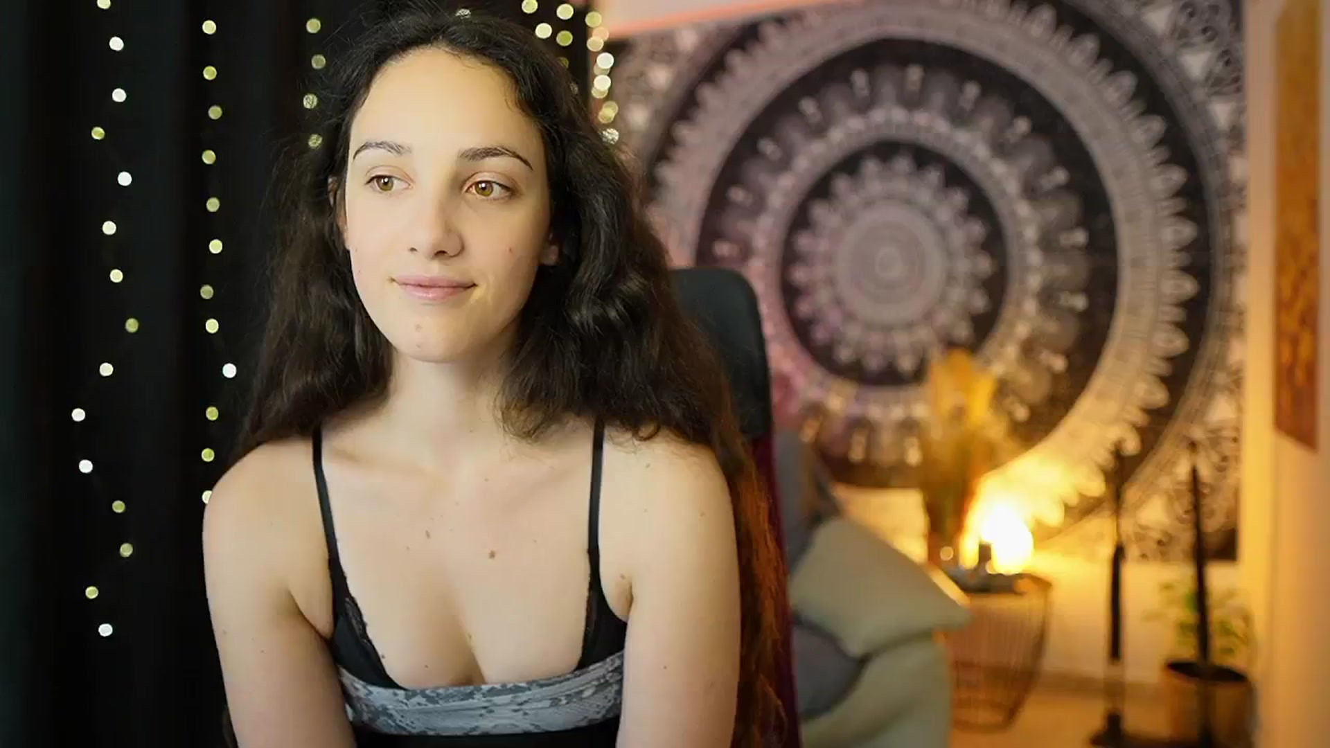 Gallery image thumbnail from Sophie_Rain18's myfreecams stream on, 05/09/2024, 12:43 image 7 of 20