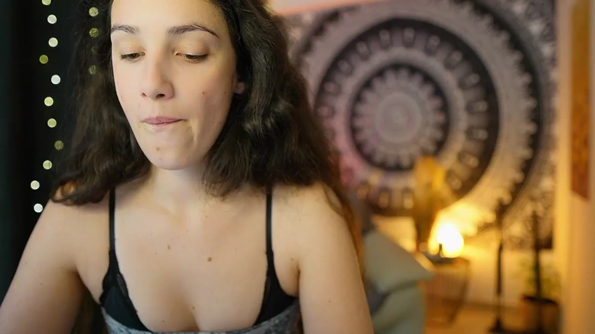 Gallery image thumbnail from Sophie_Rain18's myfreecams stream on, 05/09/2024, 12:43 image 16 of 20