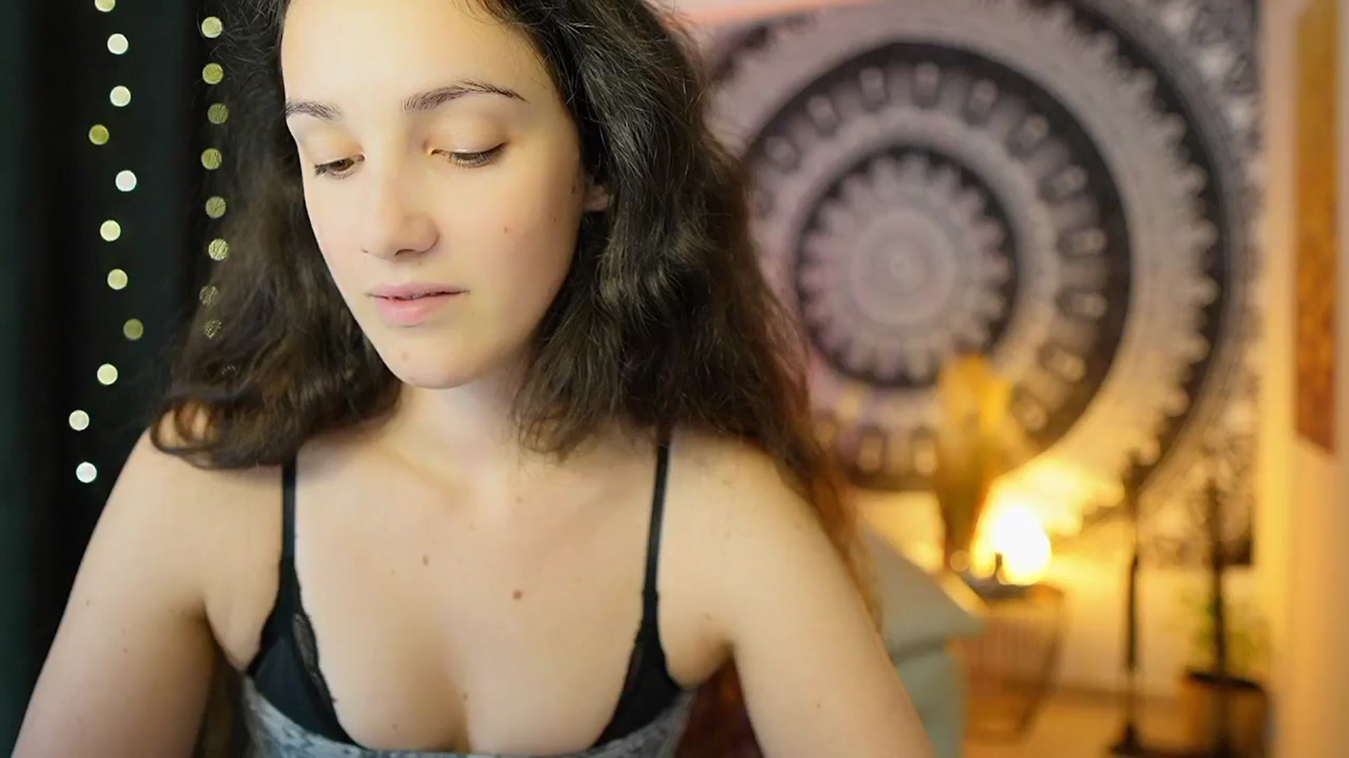 Gallery image thumbnail from Sophie_Rain18's myfreecams stream on, 05/09/2024, 12:43 image 17 of 20