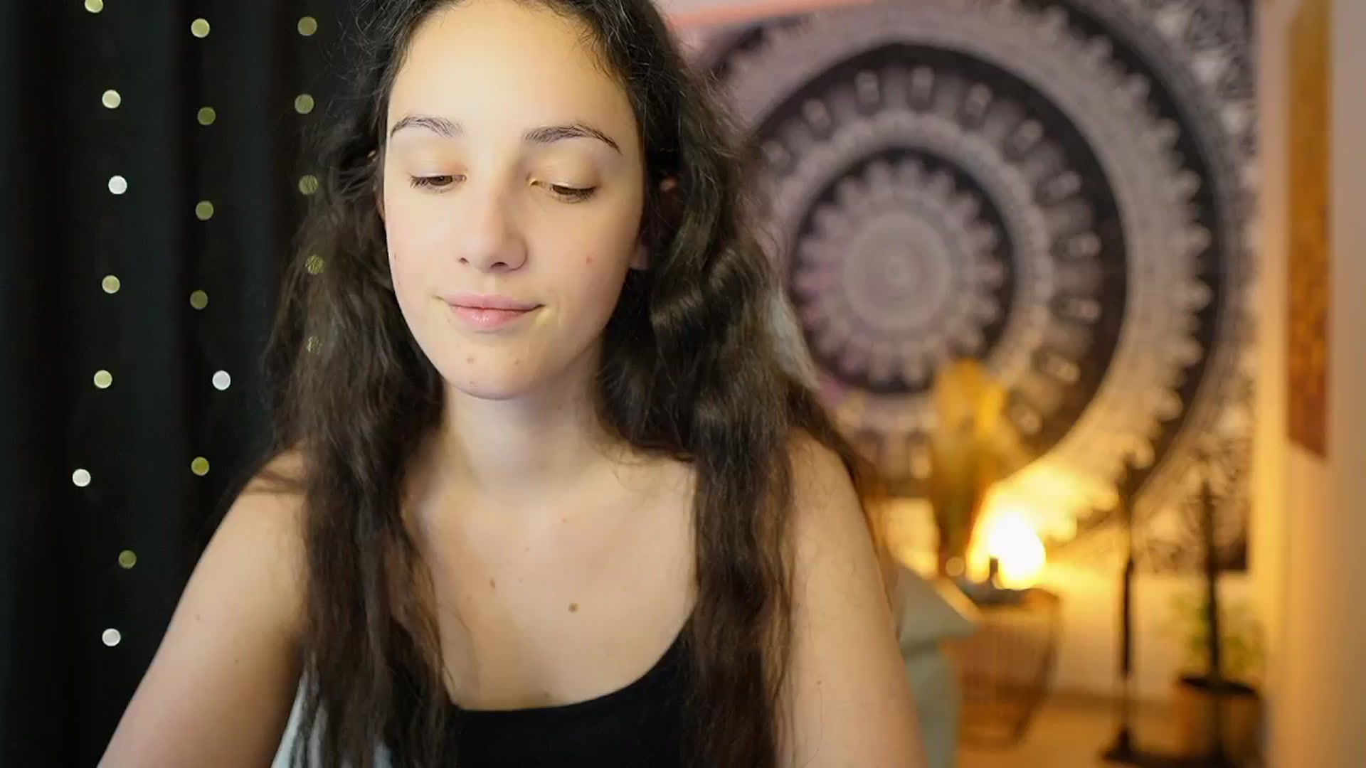Gallery image thumbnail from Sophie_Rain18's myfreecams stream on, 05/10/2024, 12:12 image 20 of 20