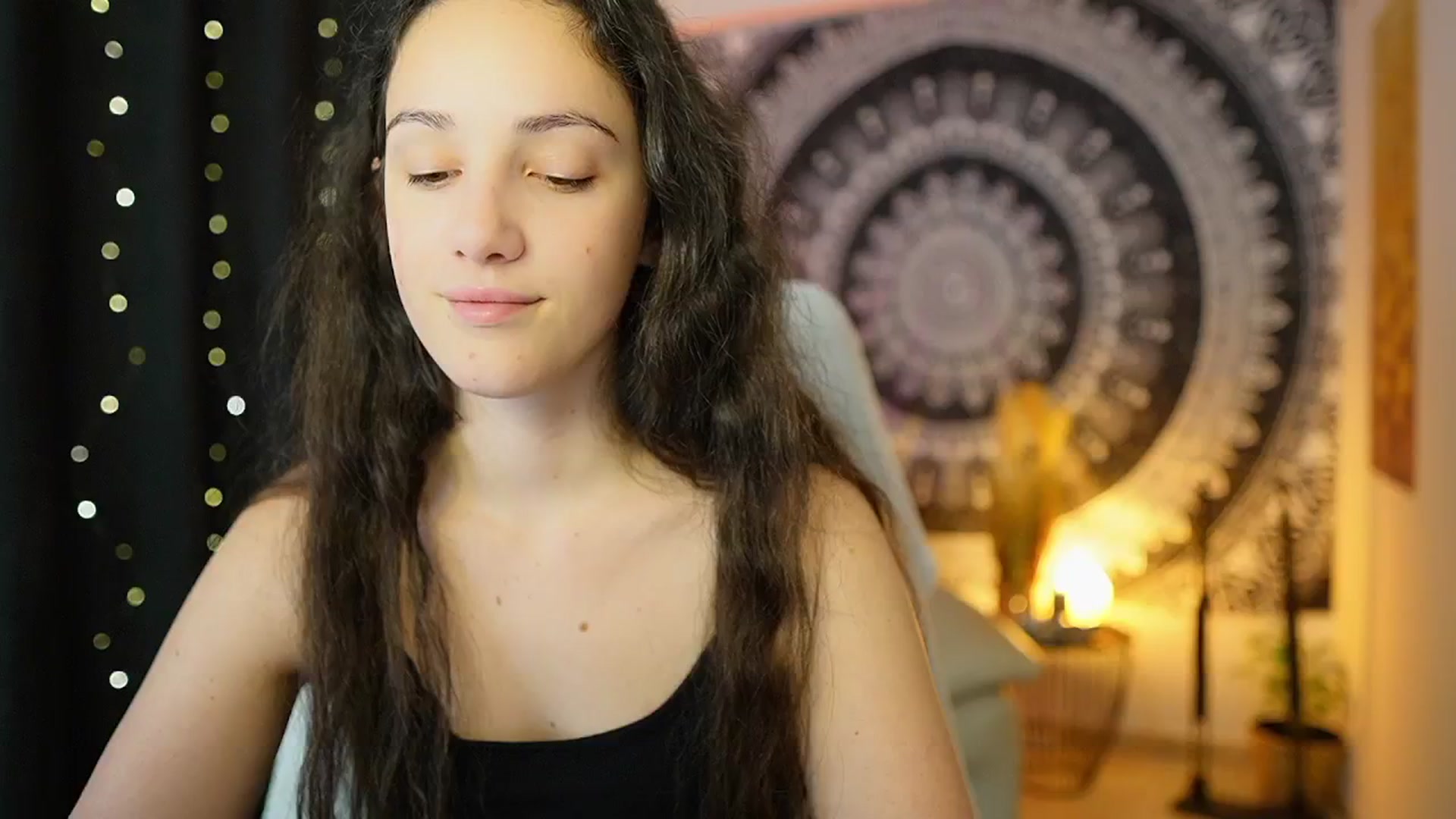 Gallery image thumbnail from Sophie_Rain18's myfreecams stream on, 05/10/2024, 12:12 image 10 of 20