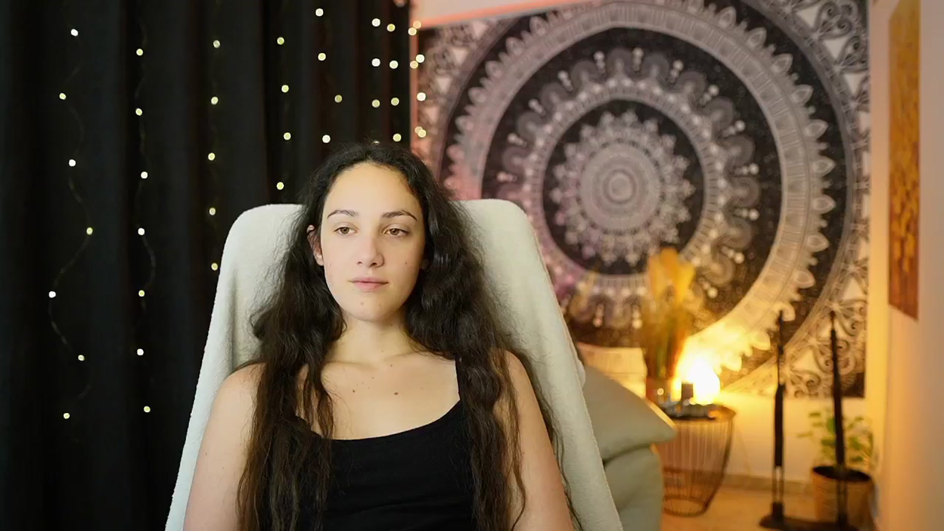 Gallery image thumbnail from Sophie_Rain18's myfreecams stream on, 05/10/2024, 12:12 image 6 of 20