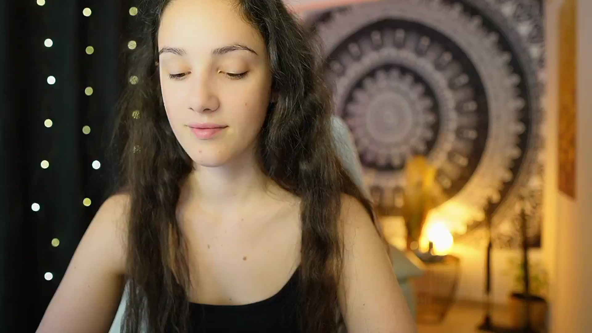 Gallery image thumbnail from Sophie_Rain18's myfreecams stream on, 05/10/2024, 12:12 image 5 of 20