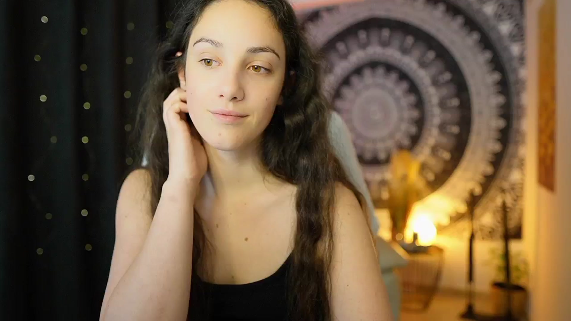 Gallery image thumbnail from Sophie_Rain18's myfreecams stream on, 05/10/2024, 12:12 image 19 of 20