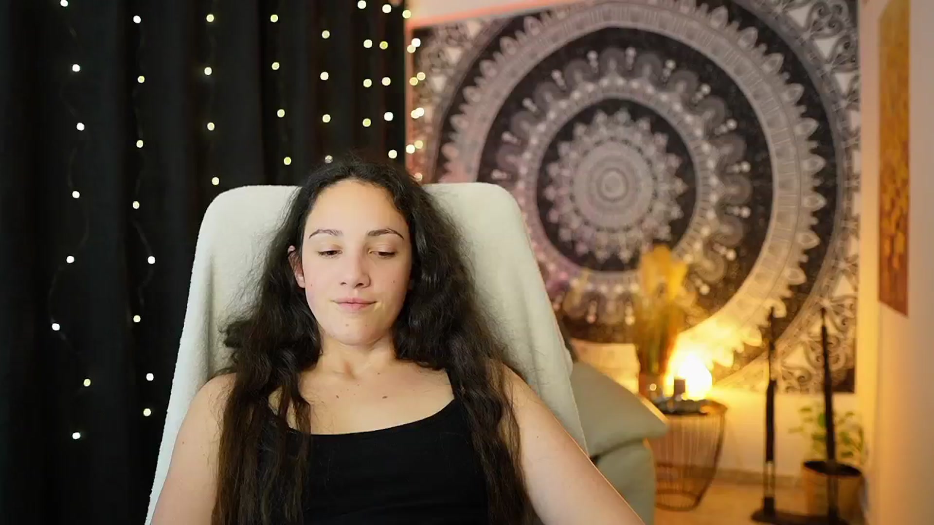 Gallery image thumbnail from Sophie_Rain18's myfreecams stream on, 05/10/2024, 12:12 image 9 of 20