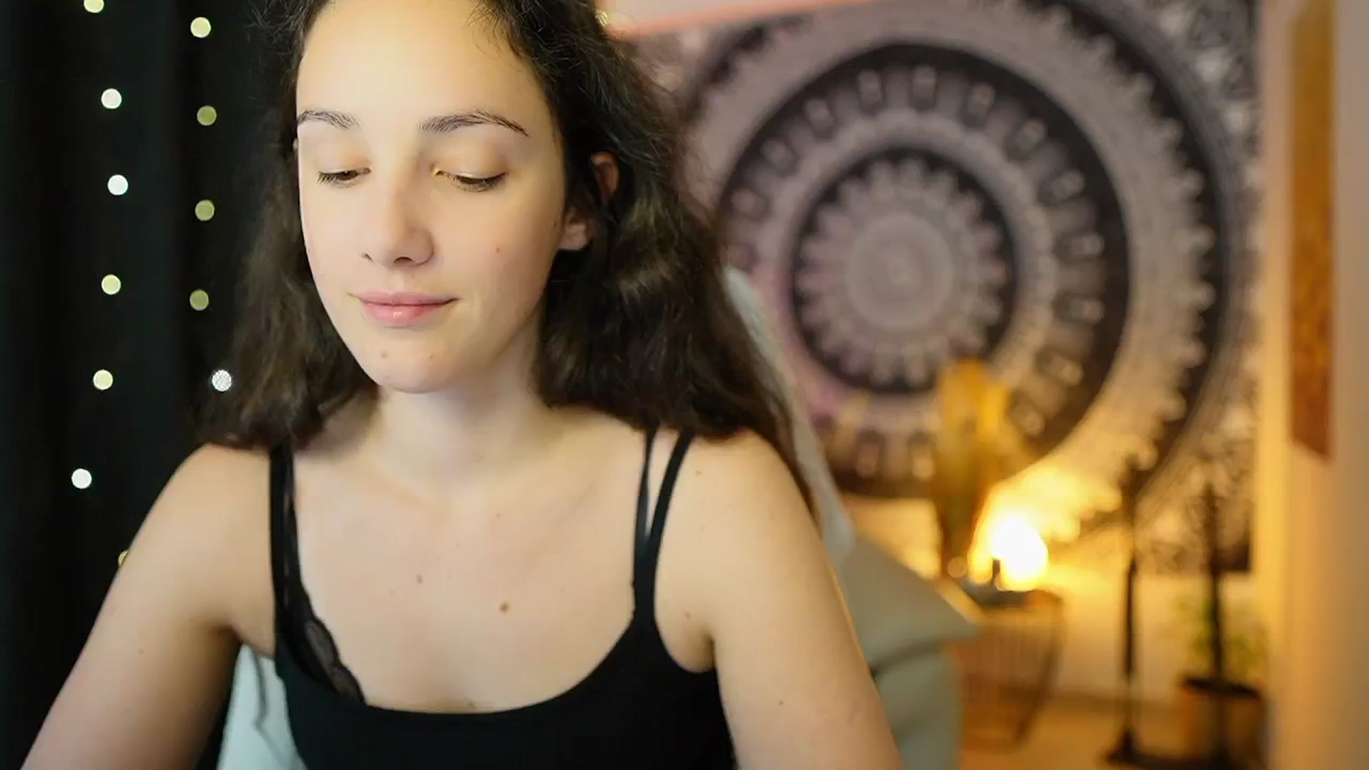 Gallery image thumbnail from Sophie_Rain18's myfreecams stream on, 05/10/2024, 12:47 image 7 of 20