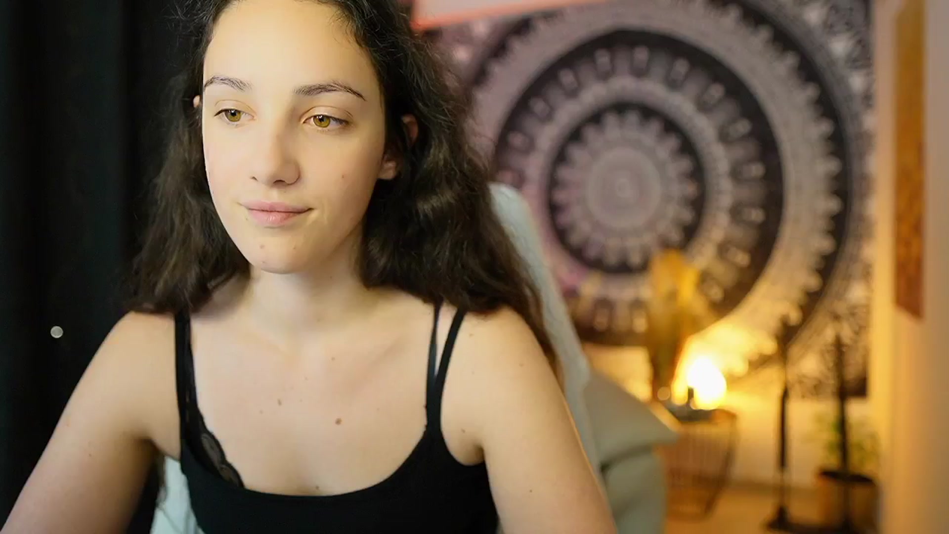 Gallery image thumbnail from Sophie_Rain18's myfreecams stream on, 05/10/2024, 12:47 image 8 of 20