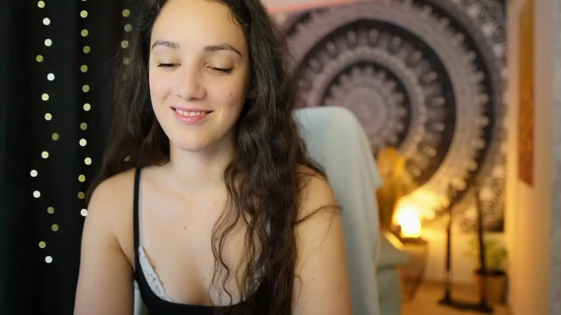 Gallery image thumbnail from Sophie_Rain18's myfreecams stream on, 05/21/2024, 12:43 image 19 of 20