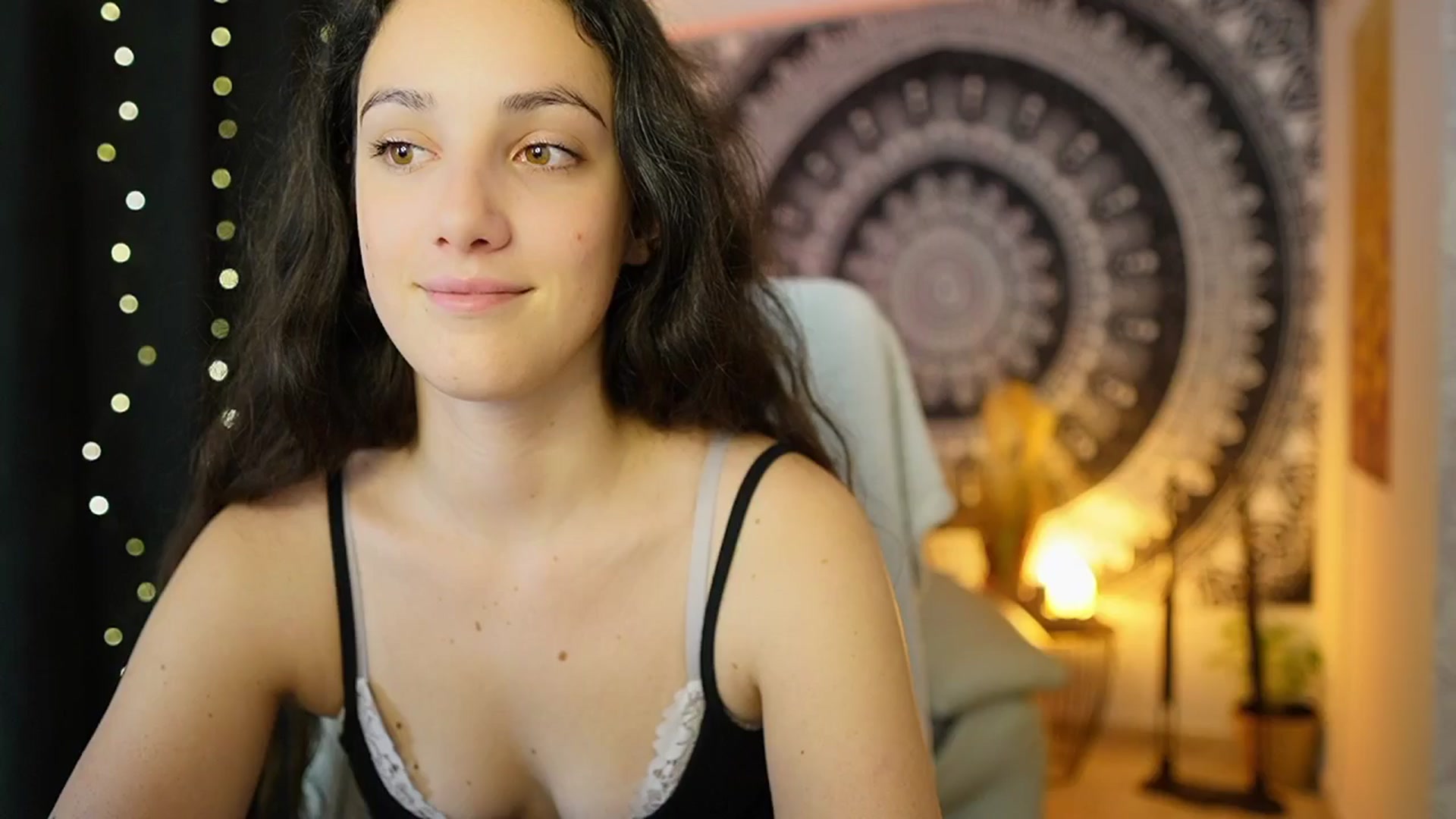Gallery image thumbnail from Sophie_Rain18's myfreecams stream on, 05/21/2024, 12:43 image 12 of 20