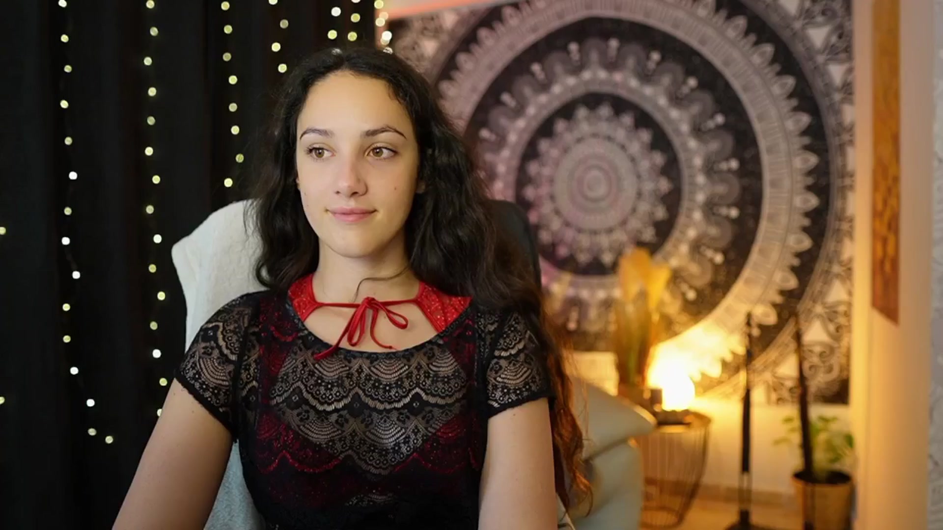 Gallery image thumbnail from Sophie_Rain18's myfreecams stream on, 05/27/2024, 09:02 image 17 of 20
