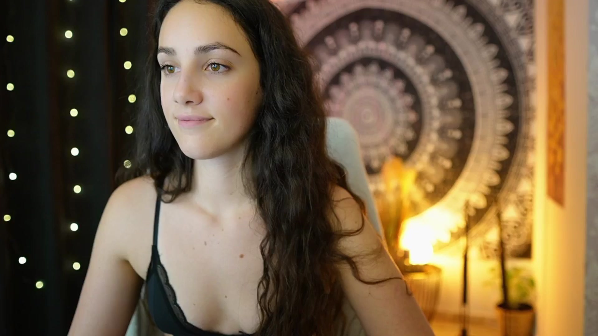 Gallery image thumbnail from Sophie_Rain18's myfreecams stream on, 05/28/2024, 12:57 image 8 of 20