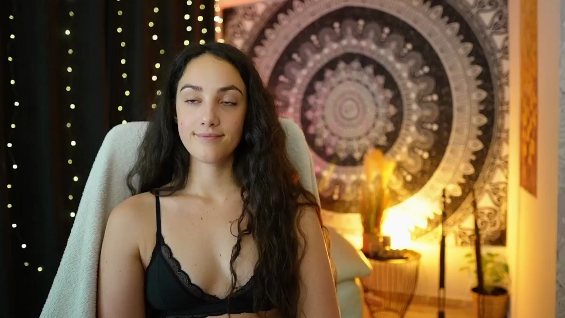 Gallery image thumbnail from Sophie_Rain18's myfreecams stream on, 05/28/2024, 12:57 image 1 of 20