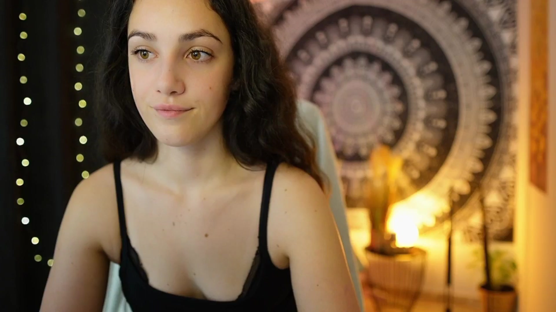 Gallery image thumbnail from Sophie_Rain18's myfreecams stream on, 05/29/2024, 09:51 image 8 of 20