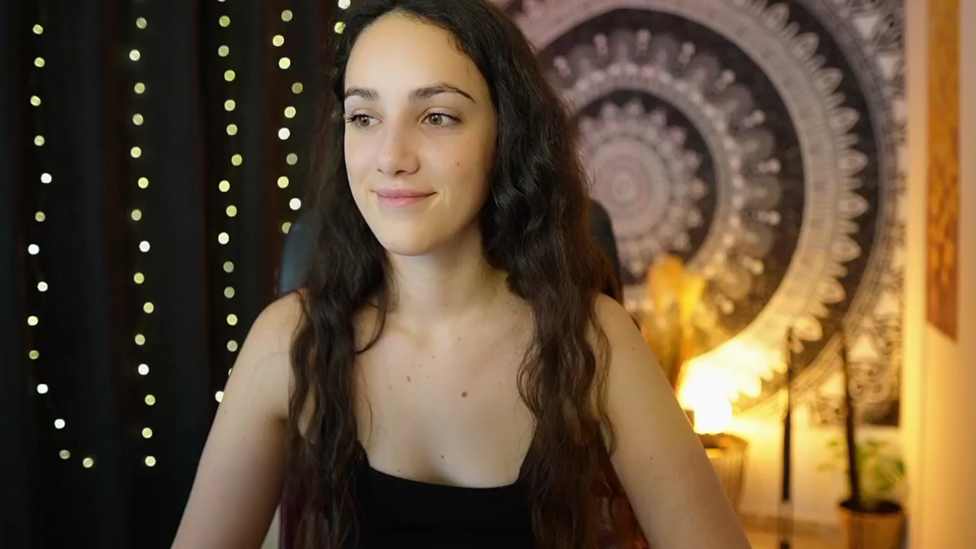 Gallery image thumbnail from Sophie_Rain18's myfreecams stream on, 05/29/2024, 09:51 image 14 of 20