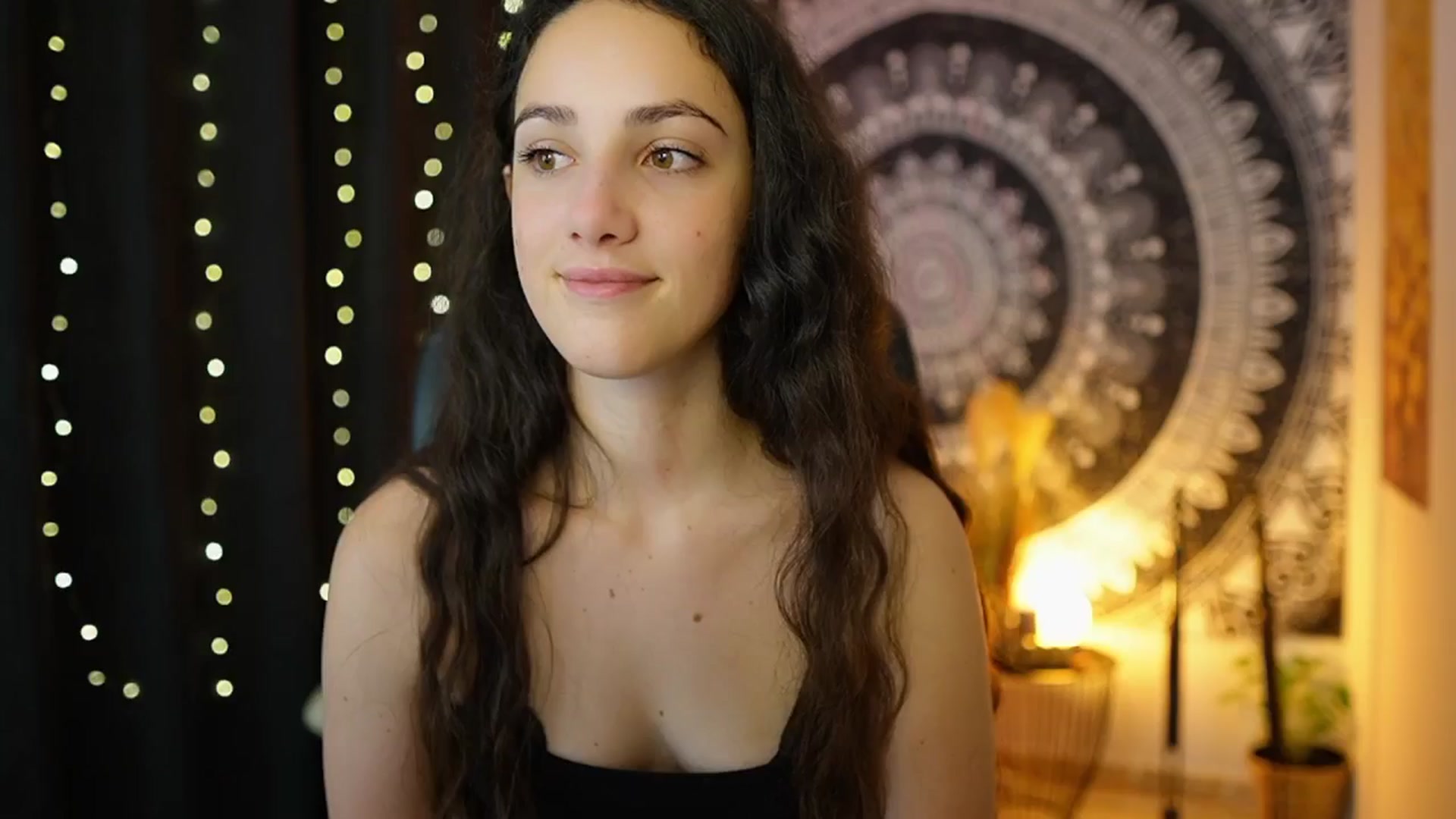 Gallery image thumbnail from Sophie_Rain18's myfreecams stream on, 05/29/2024, 09:51 image 15 of 20