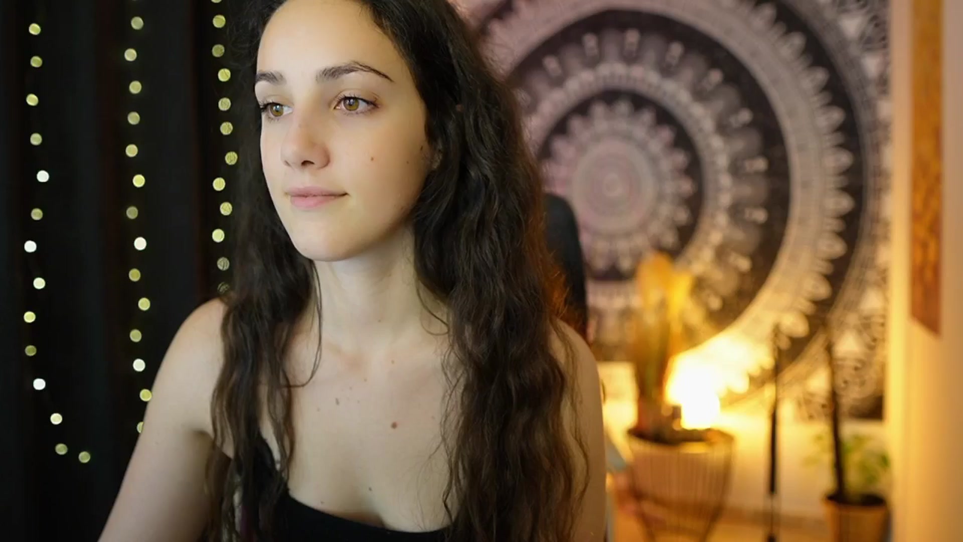 Gallery image thumbnail from Sophie_Rain18's myfreecams stream on, 05/29/2024, 10:53 image 3 of 20