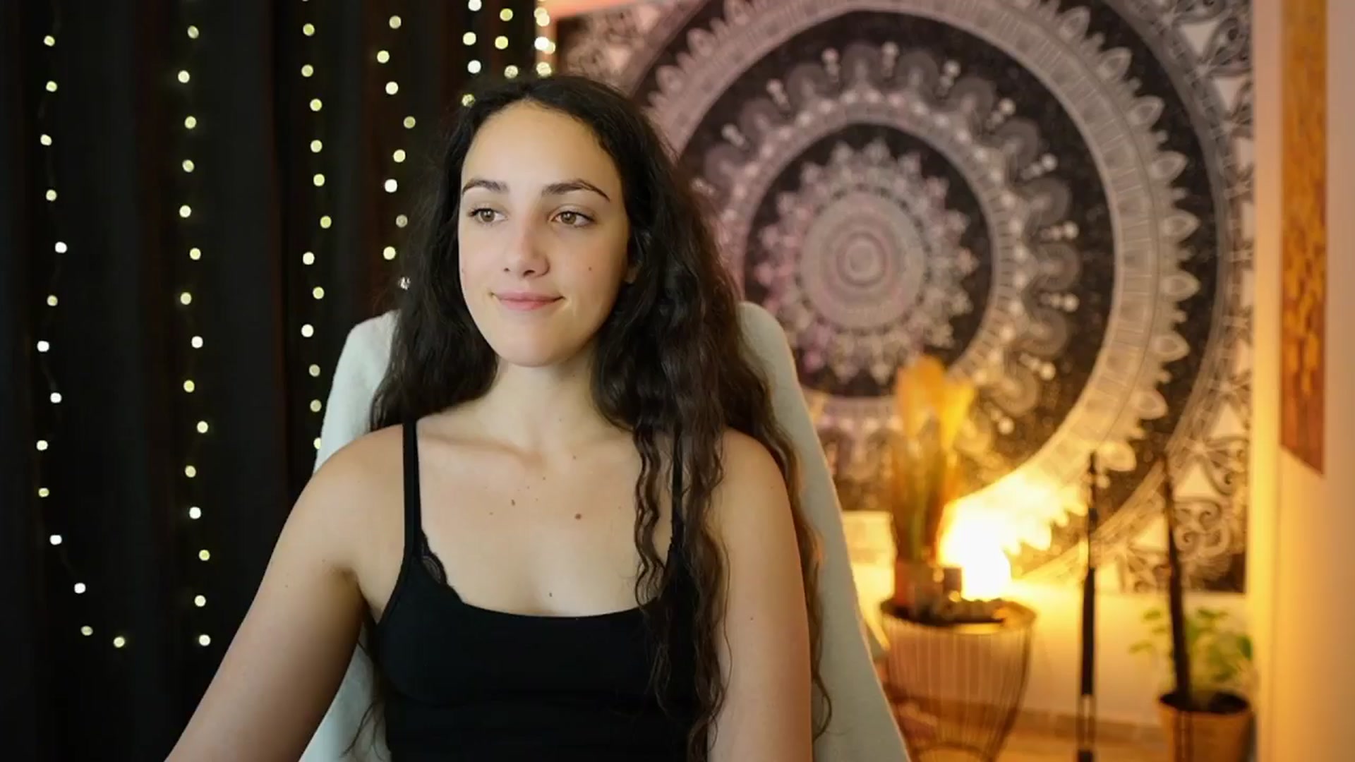 Gallery image thumbnail from Sophie_Rain18's myfreecams stream on, 05/29/2024, 10:53 image 11 of 20
