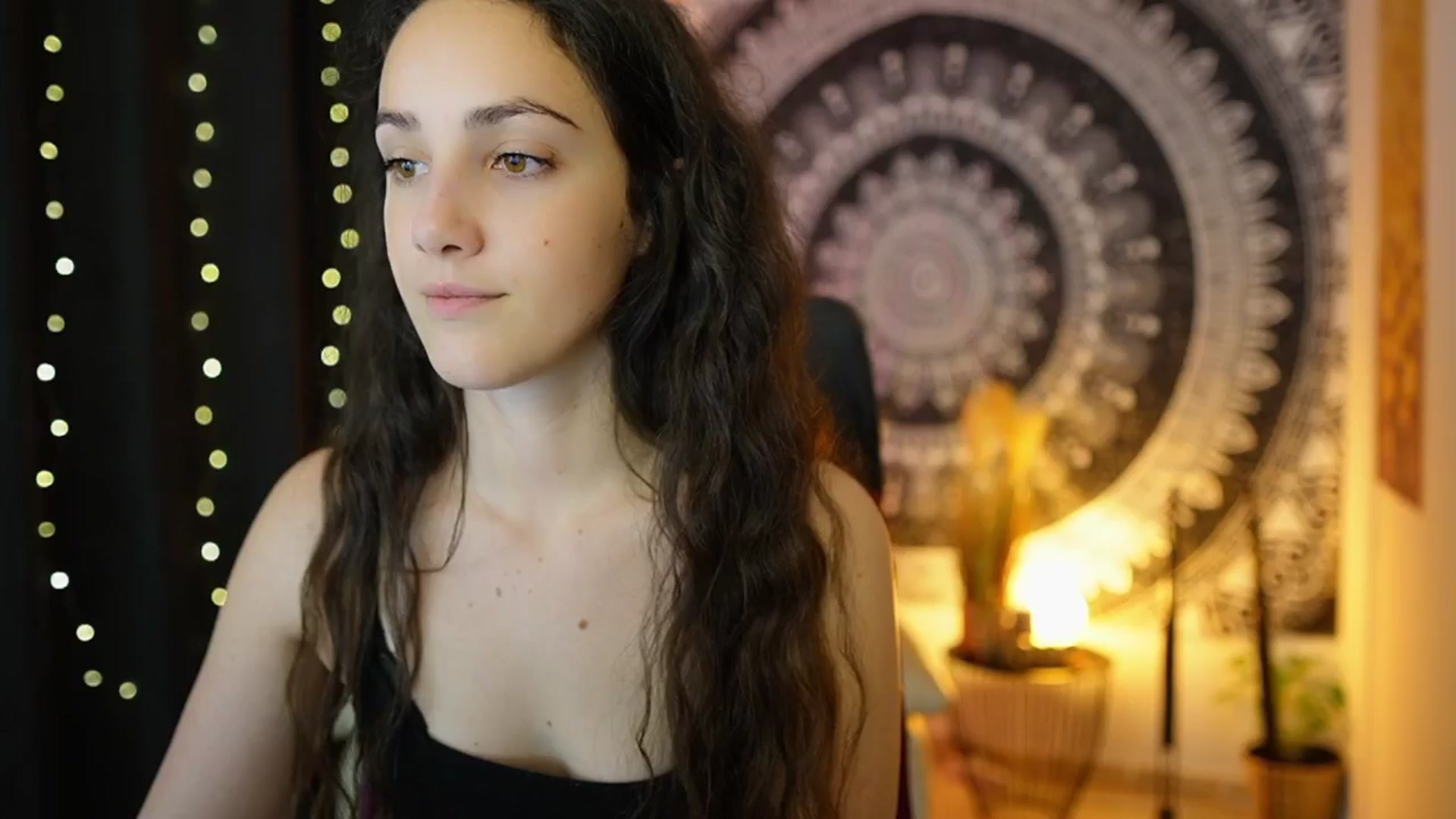 Gallery image thumbnail from Sophie_Rain18's myfreecams stream on, 05/29/2024, 10:53 image 2 of 20