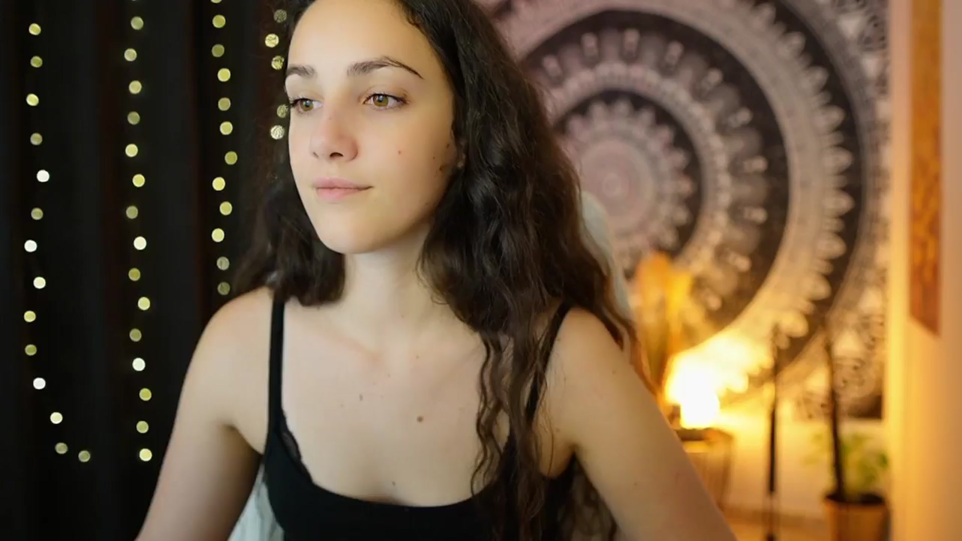 Gallery image thumbnail from Sophie_Rain18's myfreecams stream on, 05/29/2024, 10:53 image 20 of 20