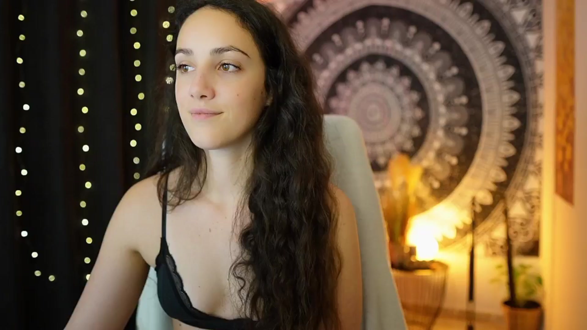 Gallery image thumbnail from Sophie_Rain18's myfreecams stream on, 05/29/2024, 12:08 image 7 of 20