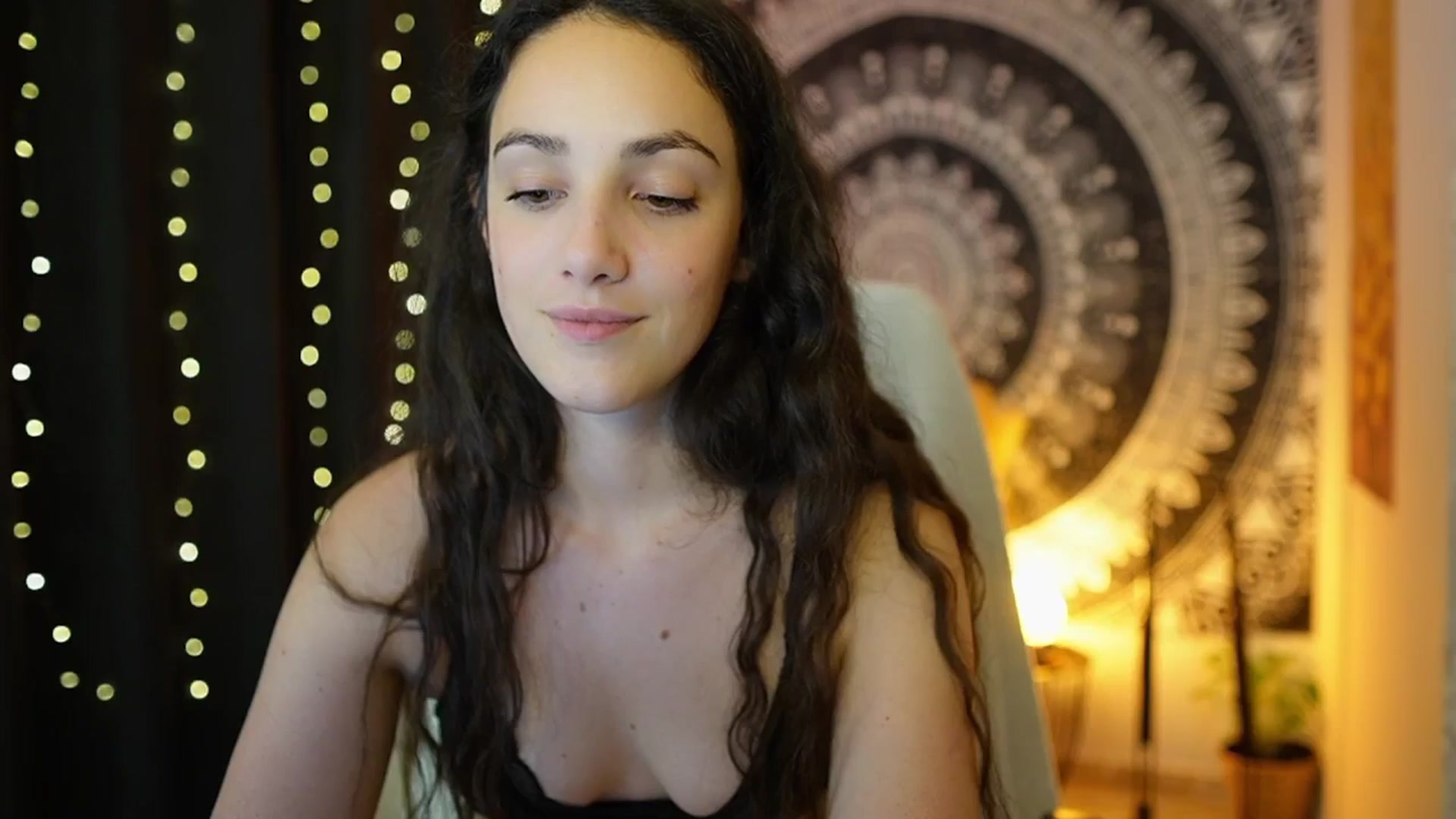 Gallery image thumbnail from Sophie_Rain18's myfreecams stream on, 05/29/2024, 13:01 image 19 of 20