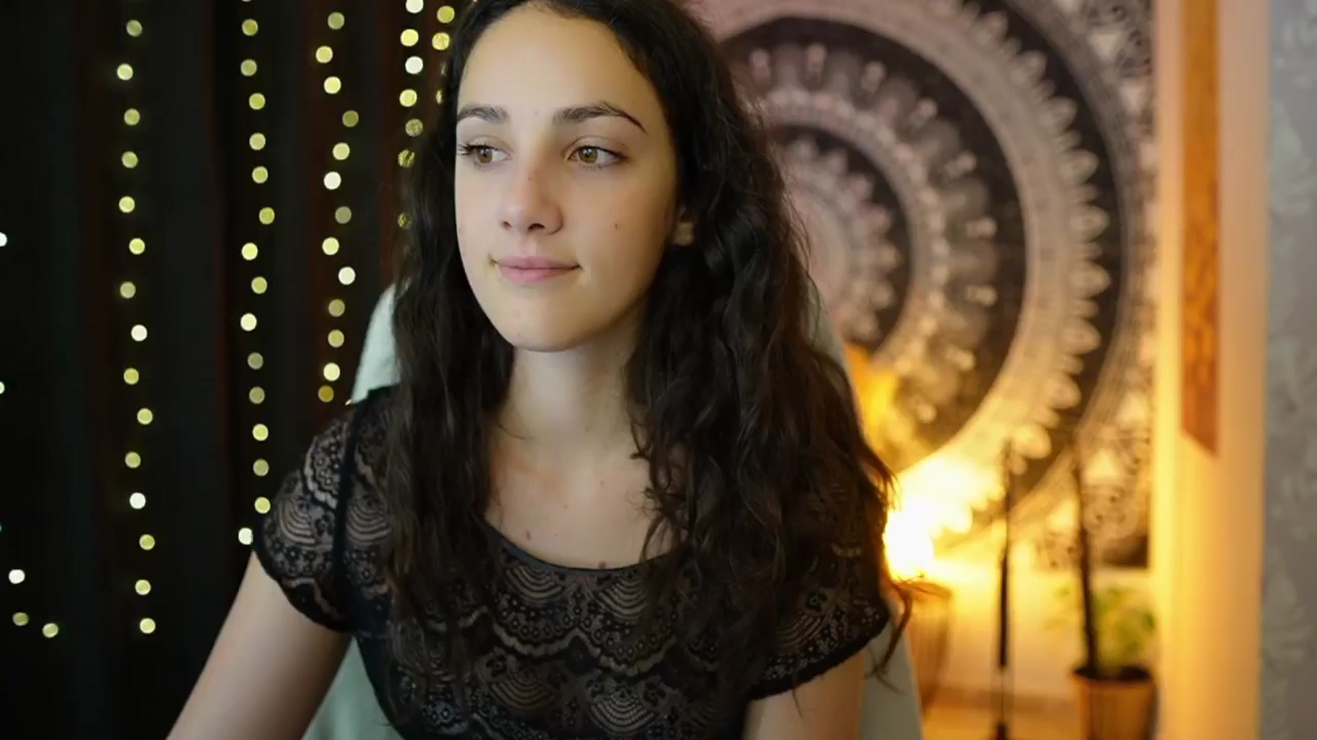 Gallery image thumbnail from Sophie_Rain18's myfreecams stream on, 05/30/2024, 09:56 image 17 of 20