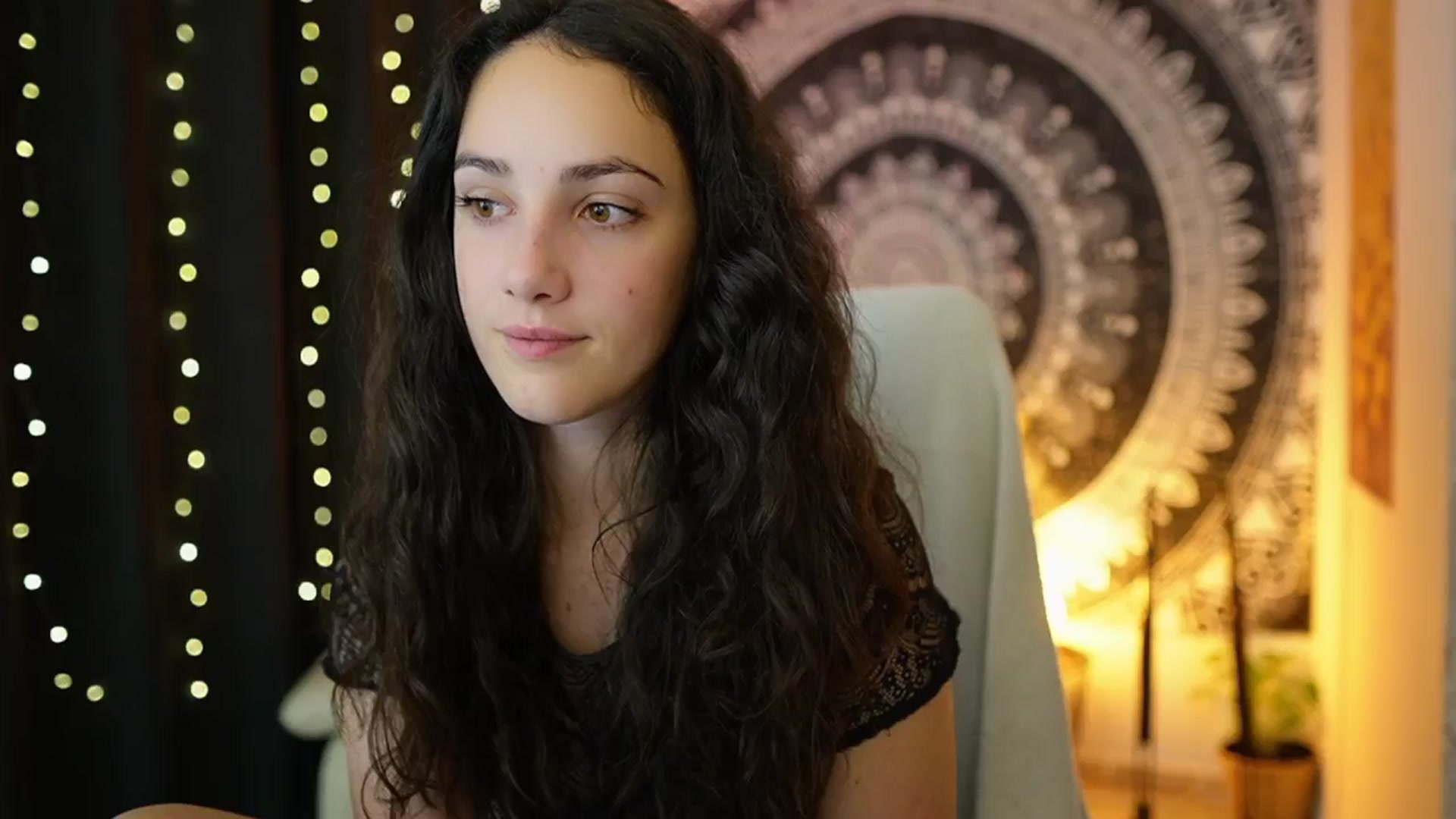 Gallery image thumbnail from Sophie_Rain18's myfreecams stream on, 05/30/2024, 09:56 image 2 of 20