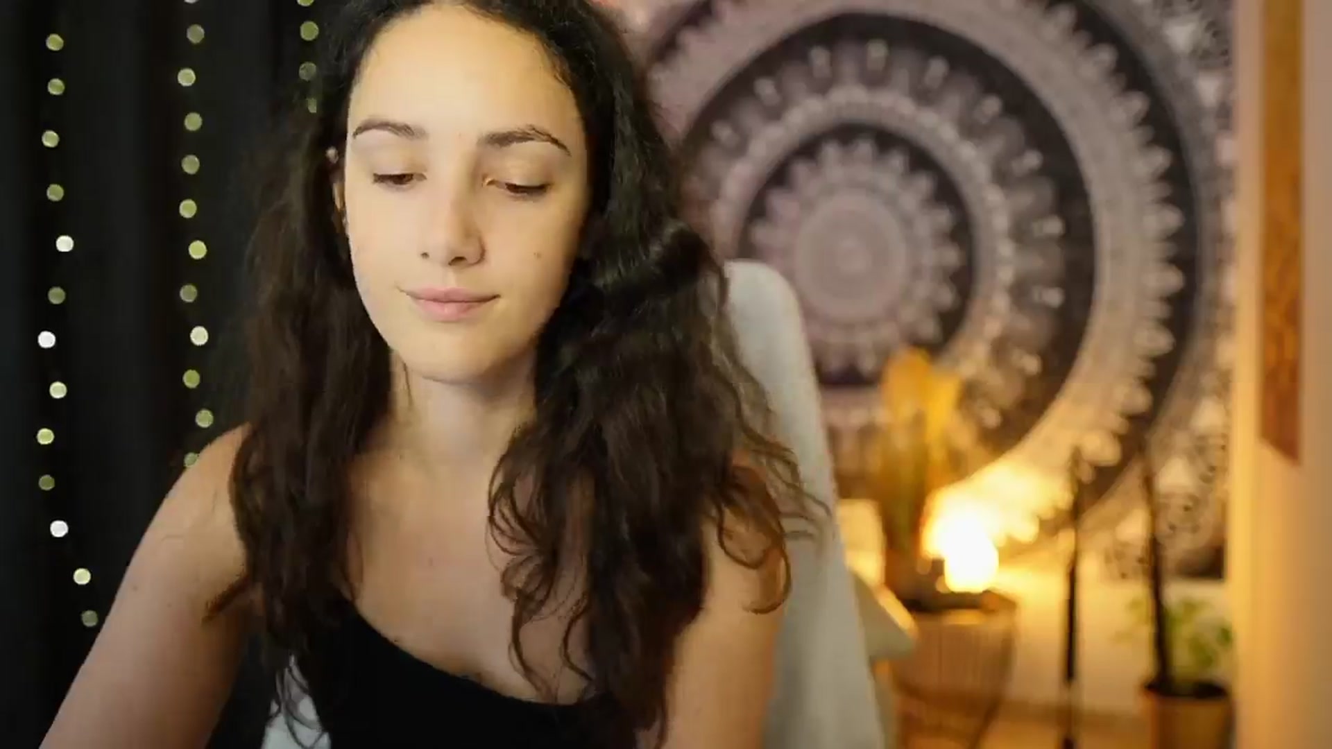 Gallery image thumbnail from Sophie_Rain18's myfreecams stream on, 05/31/2024, 10:59 image 14 of 20