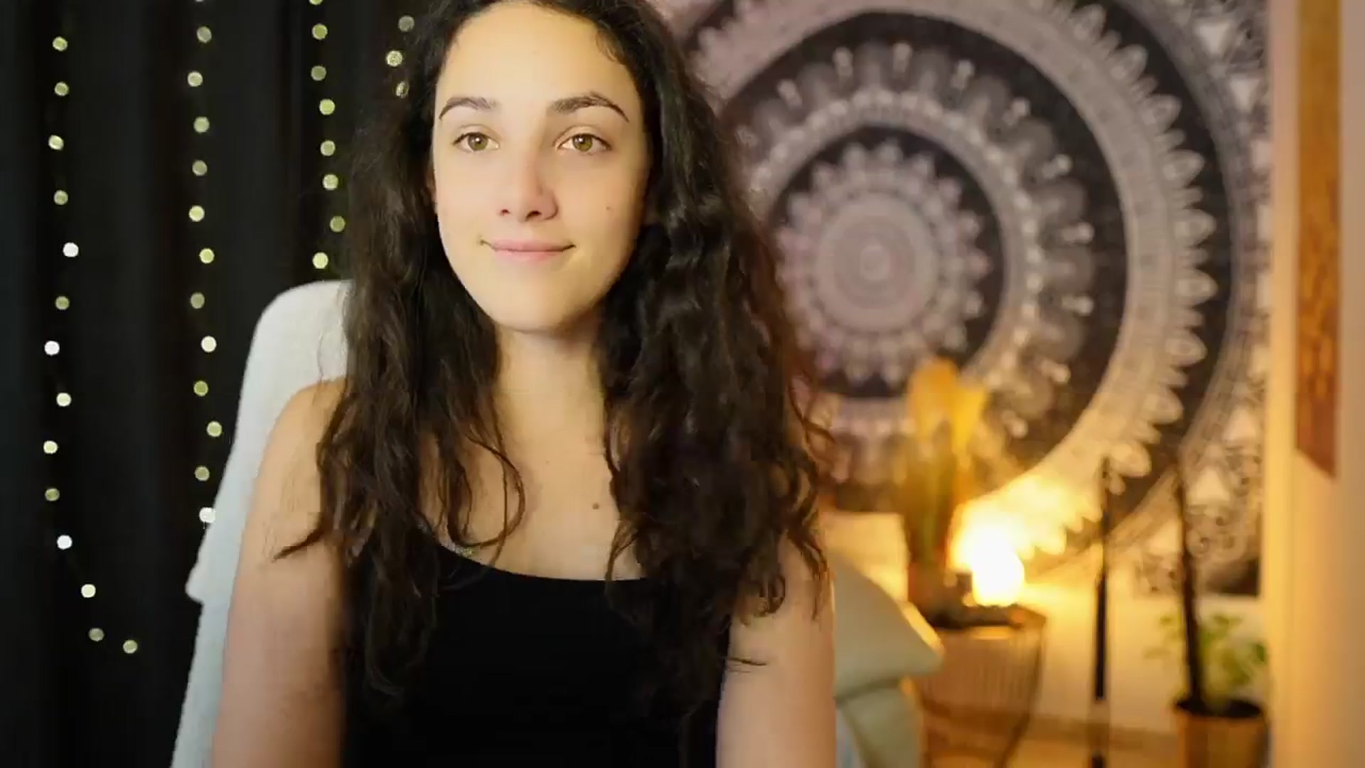 Gallery image thumbnail from Sophie_Rain18's myfreecams stream on, 05/31/2024, 10:59 image 15 of 20