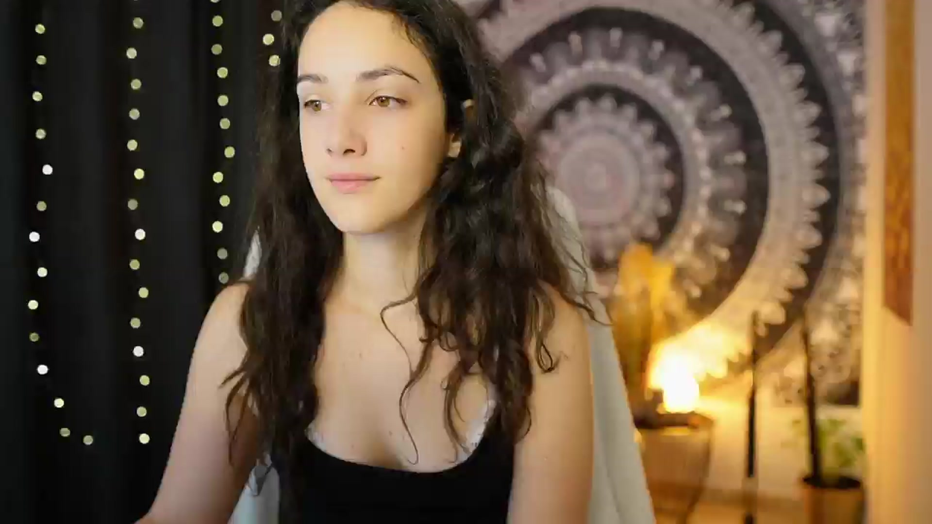 Gallery image thumbnail from Sophie_Rain18's myfreecams stream on, 05/31/2024, 10:59 image 3 of 20