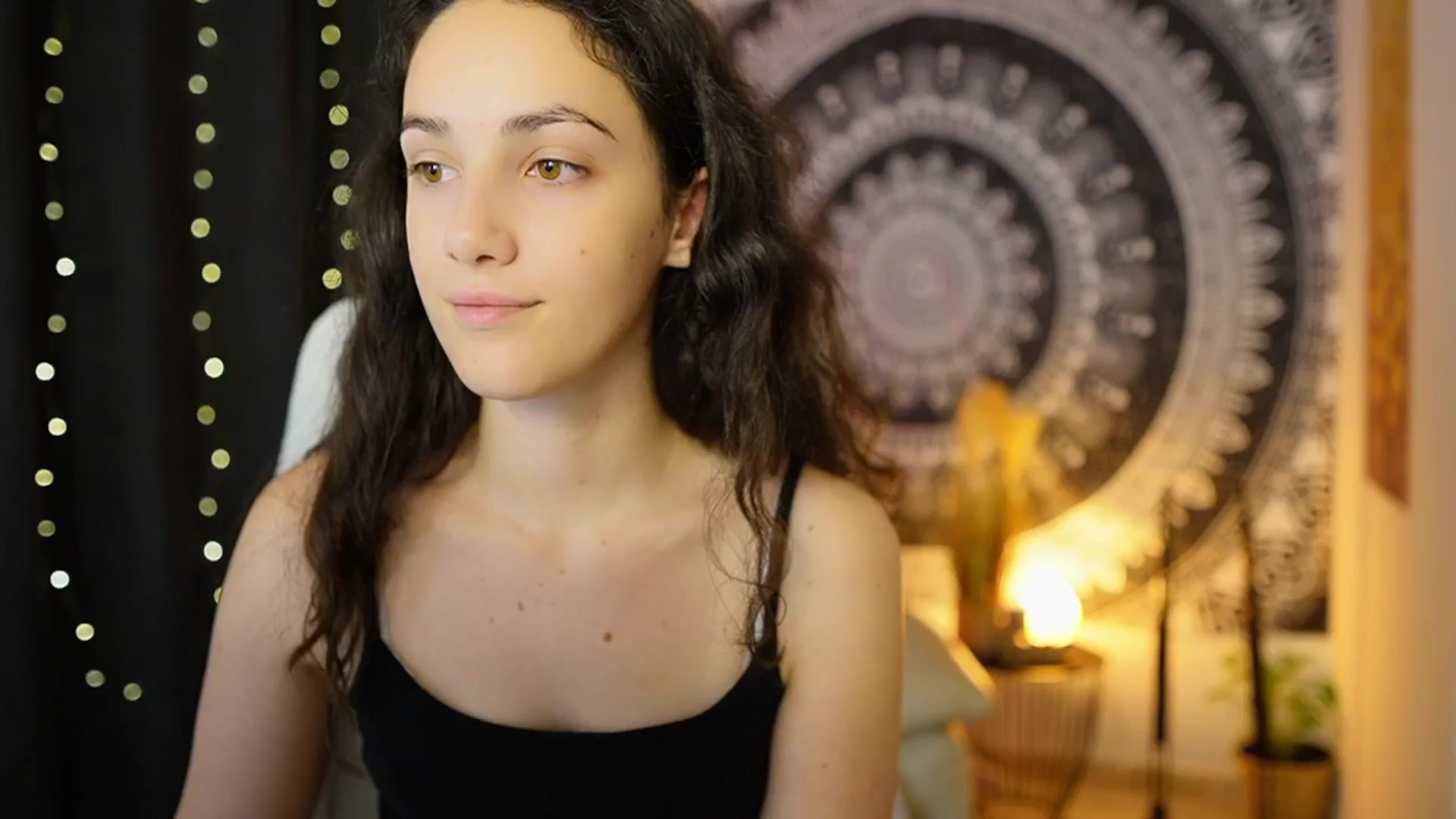 Gallery image thumbnail from Sophie_Rain18's myfreecams stream on, 05/31/2024, 11:22 image 18 of 20