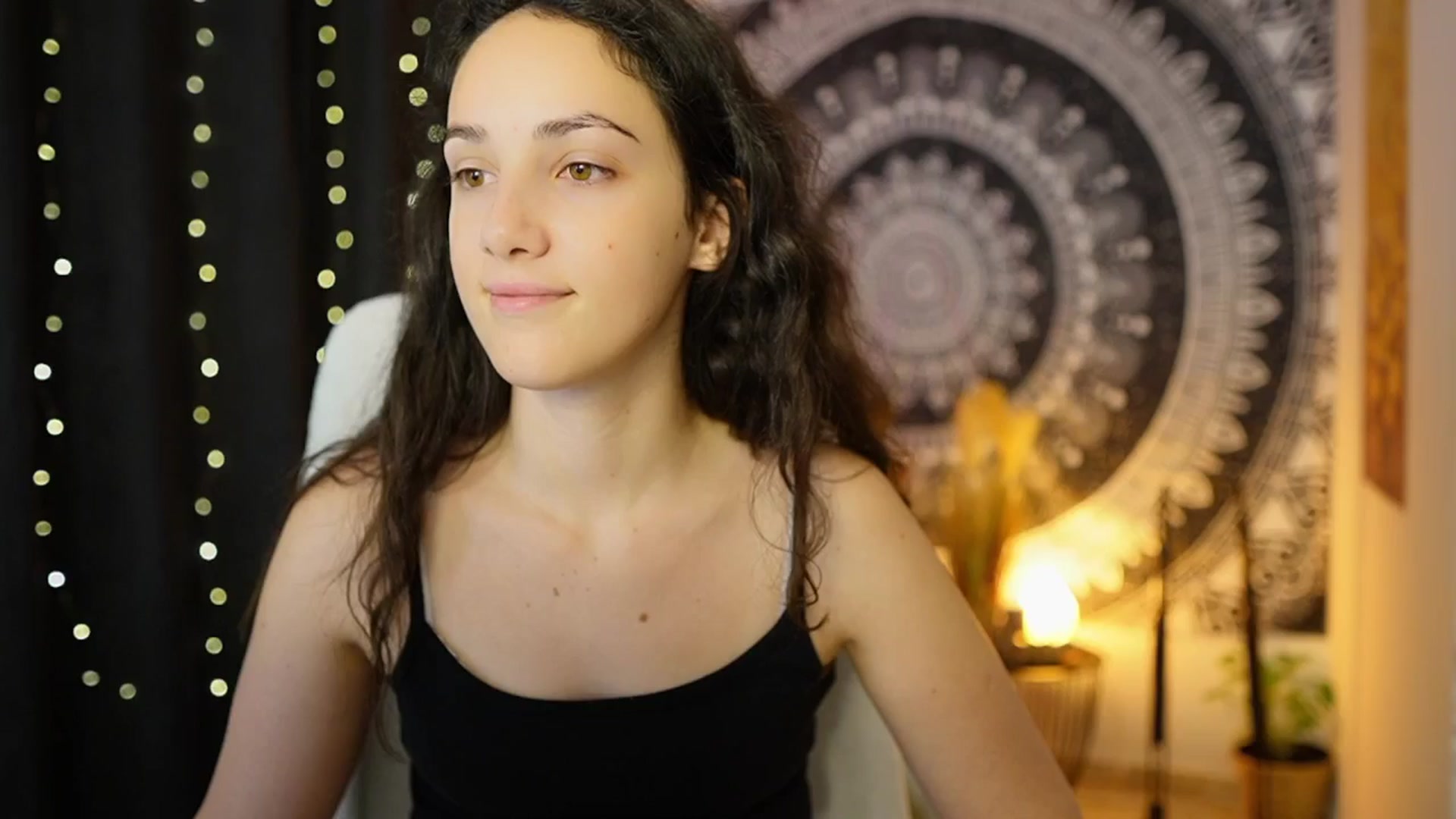 Gallery image thumbnail from Sophie_Rain18's myfreecams stream on, 05/31/2024, 11:22 image 7 of 20