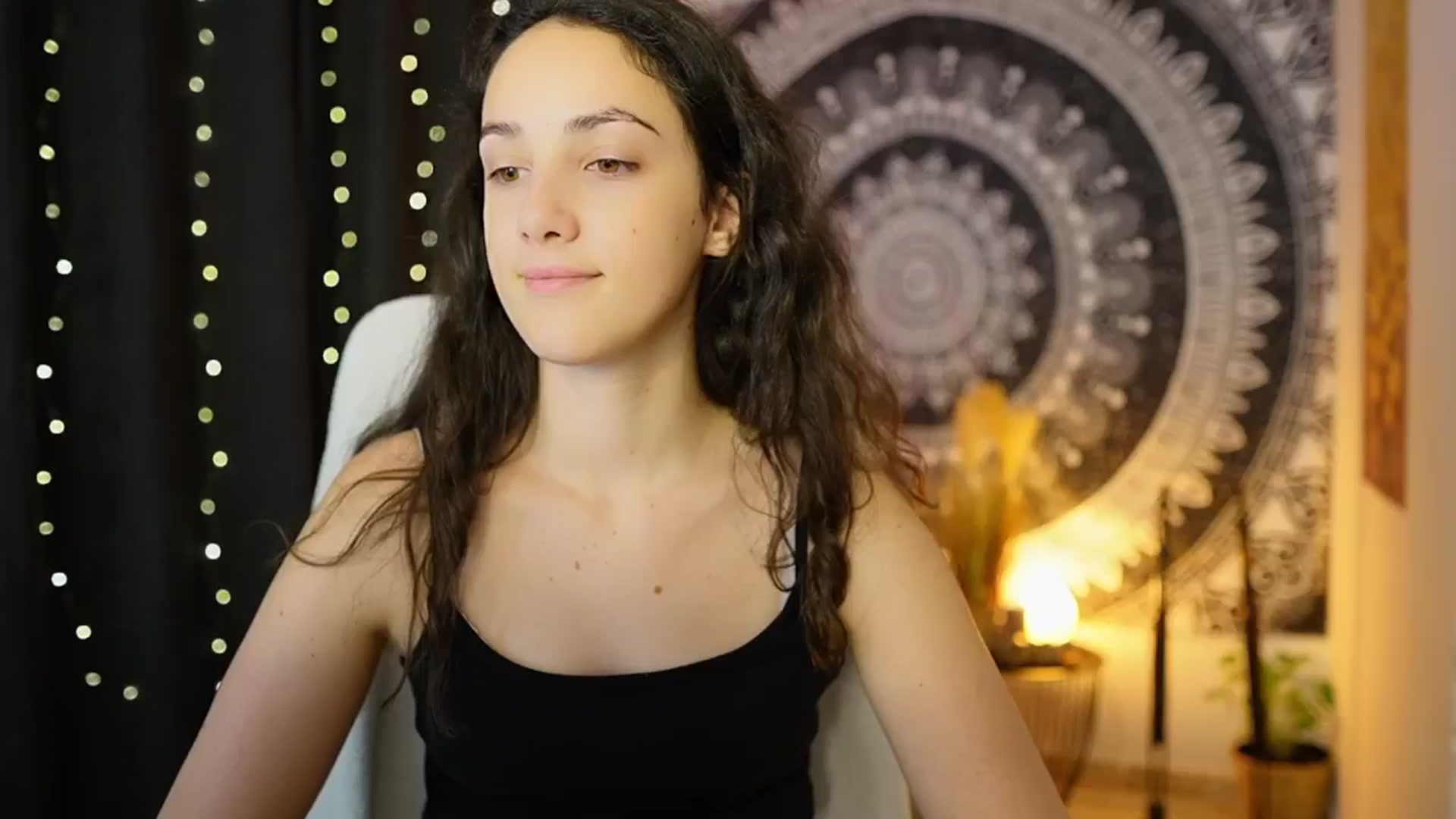 Gallery image thumbnail from Sophie_Rain18's myfreecams stream on, 05/31/2024, 11:22 image 10 of 20