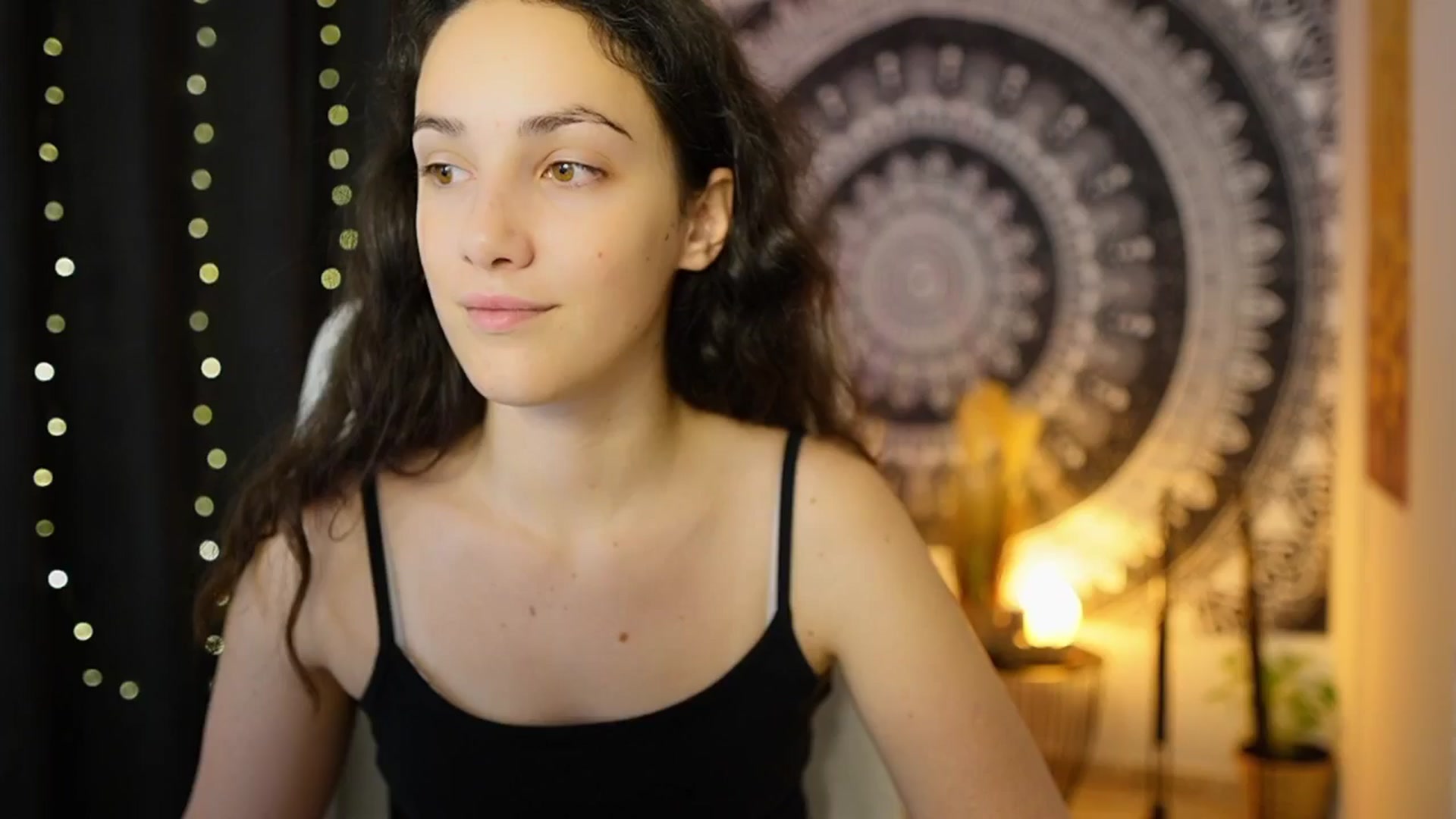 Gallery image thumbnail from Sophie_Rain18's myfreecams stream on, 05/31/2024, 11:22 image 16 of 20