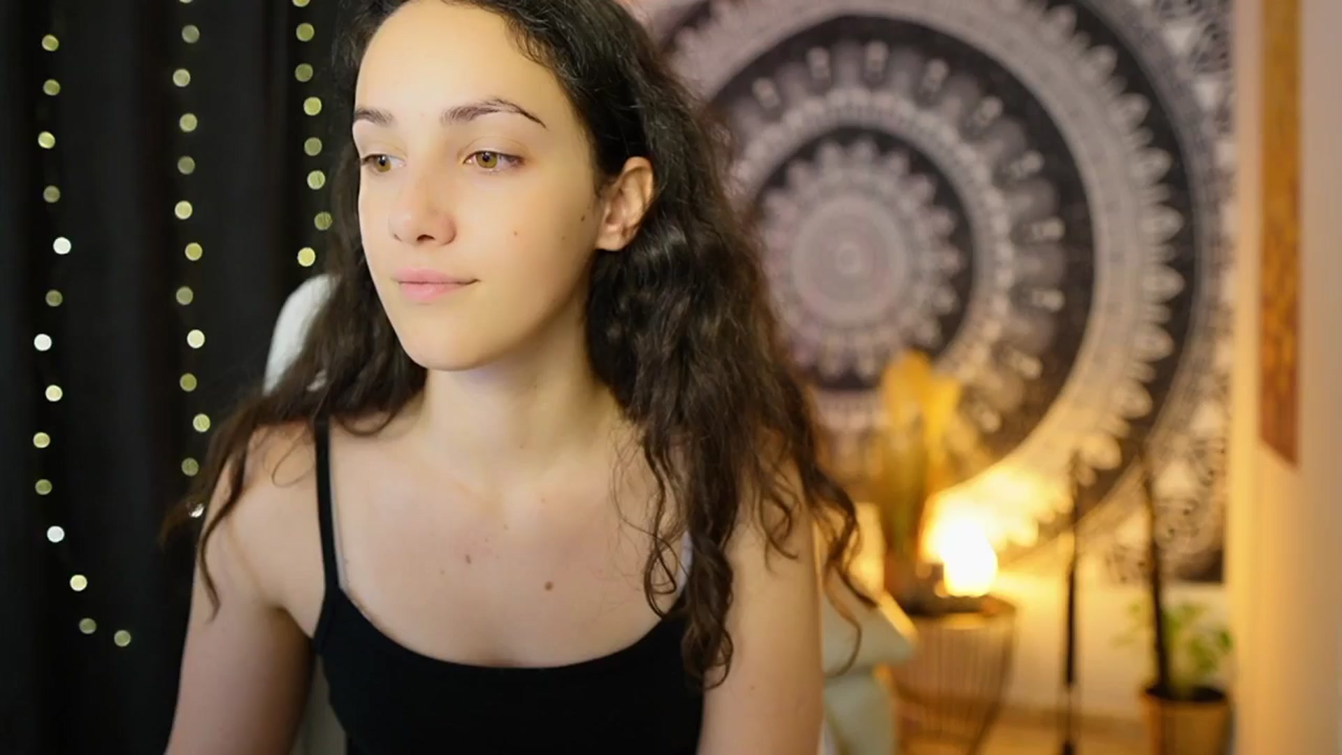 Gallery image thumbnail from Sophie_Rain18's myfreecams stream on, 05/31/2024, 11:22 image 14 of 20