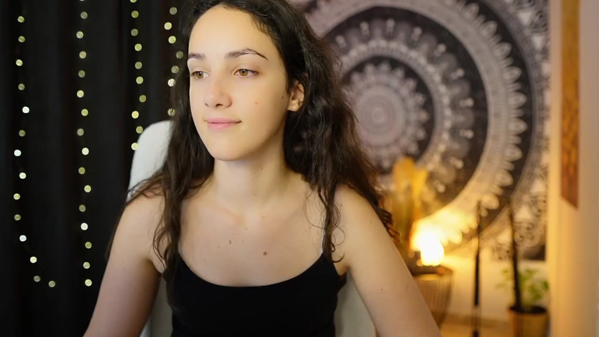 Gallery image thumbnail from Sophie_Rain18's myfreecams stream on, 05/31/2024, 11:22 image 8 of 20