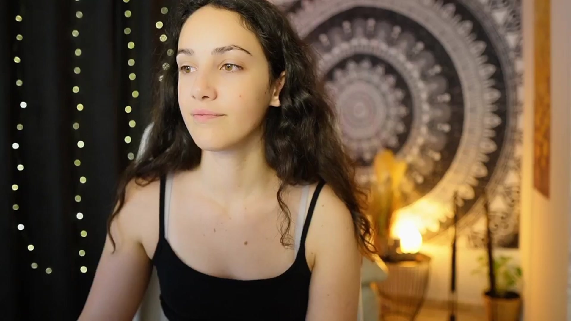 Gallery image thumbnail from Sophie_Rain18's myfreecams stream on, 05/31/2024, 12:05 image 13 of 20