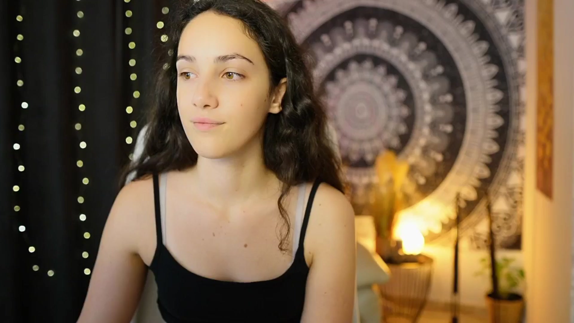 Gallery image thumbnail from Sophie_Rain18's myfreecams stream on, 05/31/2024, 12:05 image 12 of 20