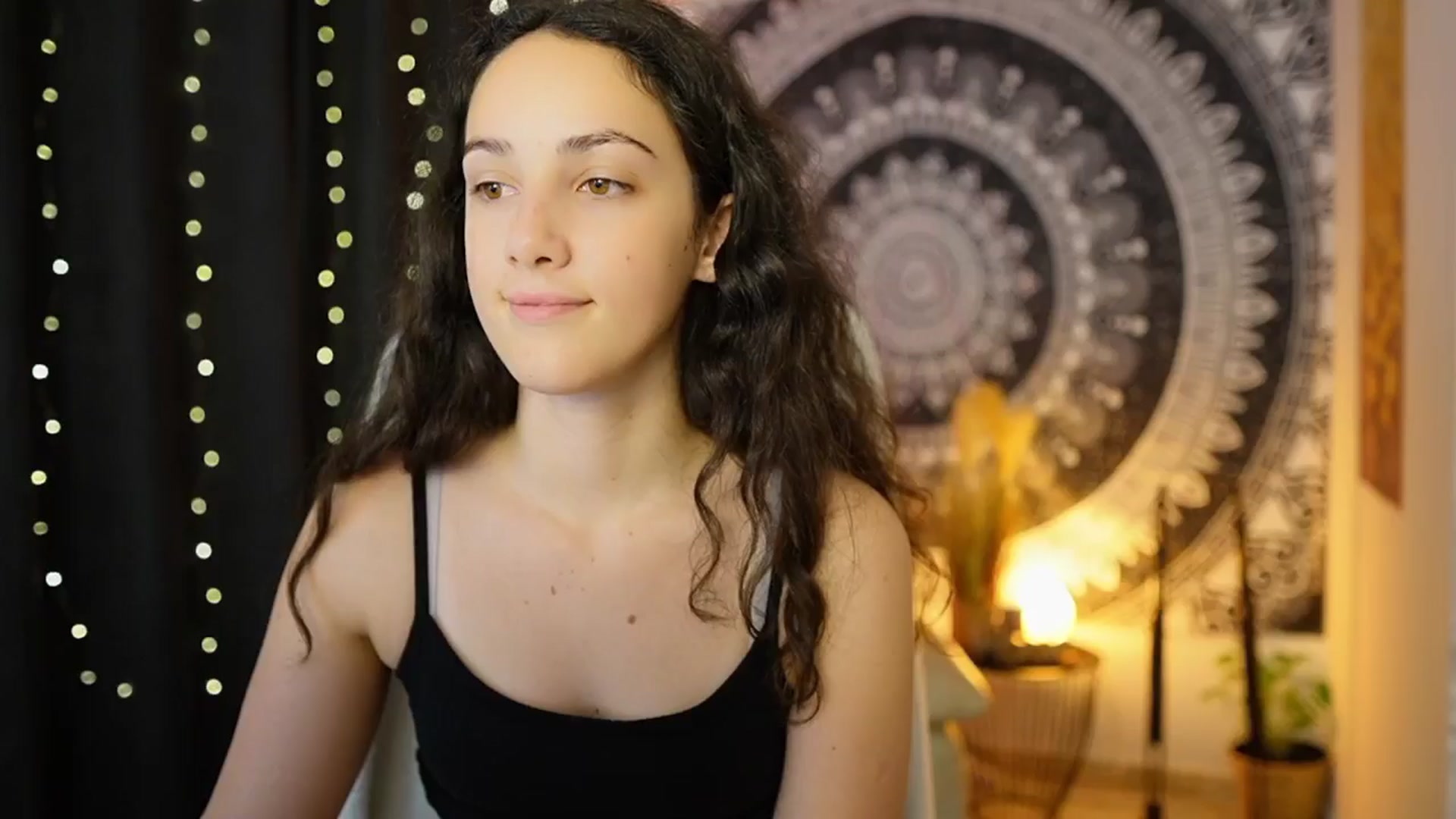 Gallery image thumbnail from Sophie_Rain18's myfreecams stream on, 05/31/2024, 12:05 image 3 of 20