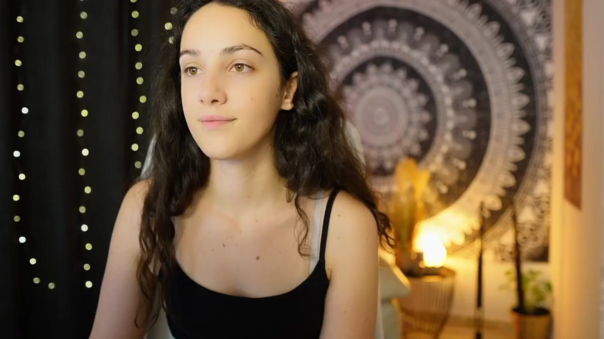 Gallery image thumbnail from Sophie_Rain18's myfreecams stream on, 05/31/2024, 12:05 image 10 of 20