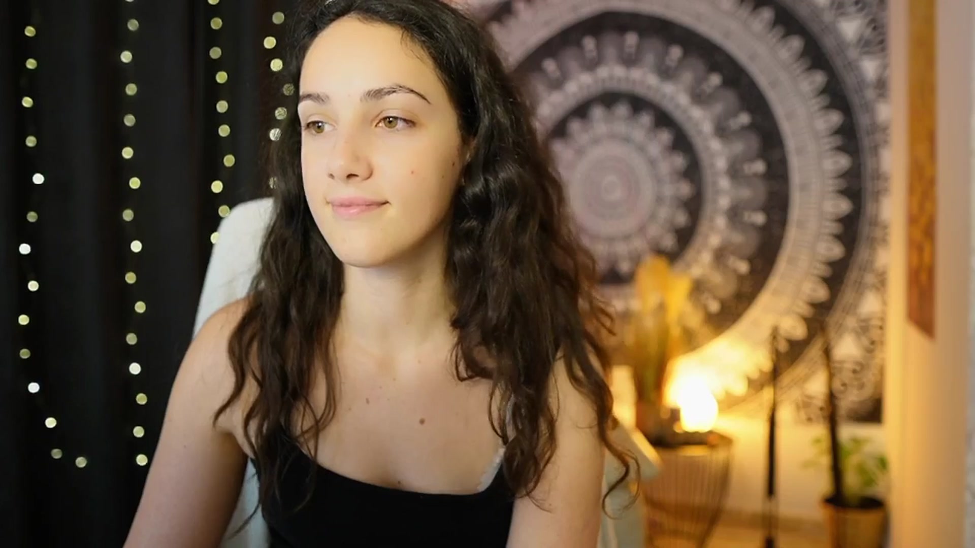Gallery image thumbnail from Sophie_Rain18's myfreecams stream on, 05/31/2024, 12:51 image 5 of 20