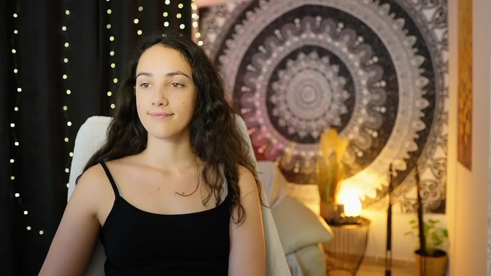 Gallery image thumbnail from Sophie_Rain18's myfreecams stream on, 05/31/2024, 12:51 image 16 of 20