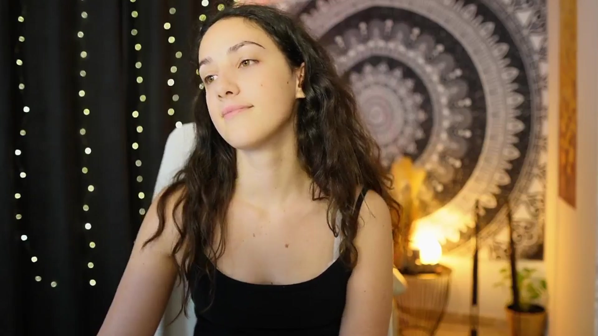 Gallery image thumbnail from Sophie_Rain18's myfreecams stream on, 05/31/2024, 12:51 image 4 of 20