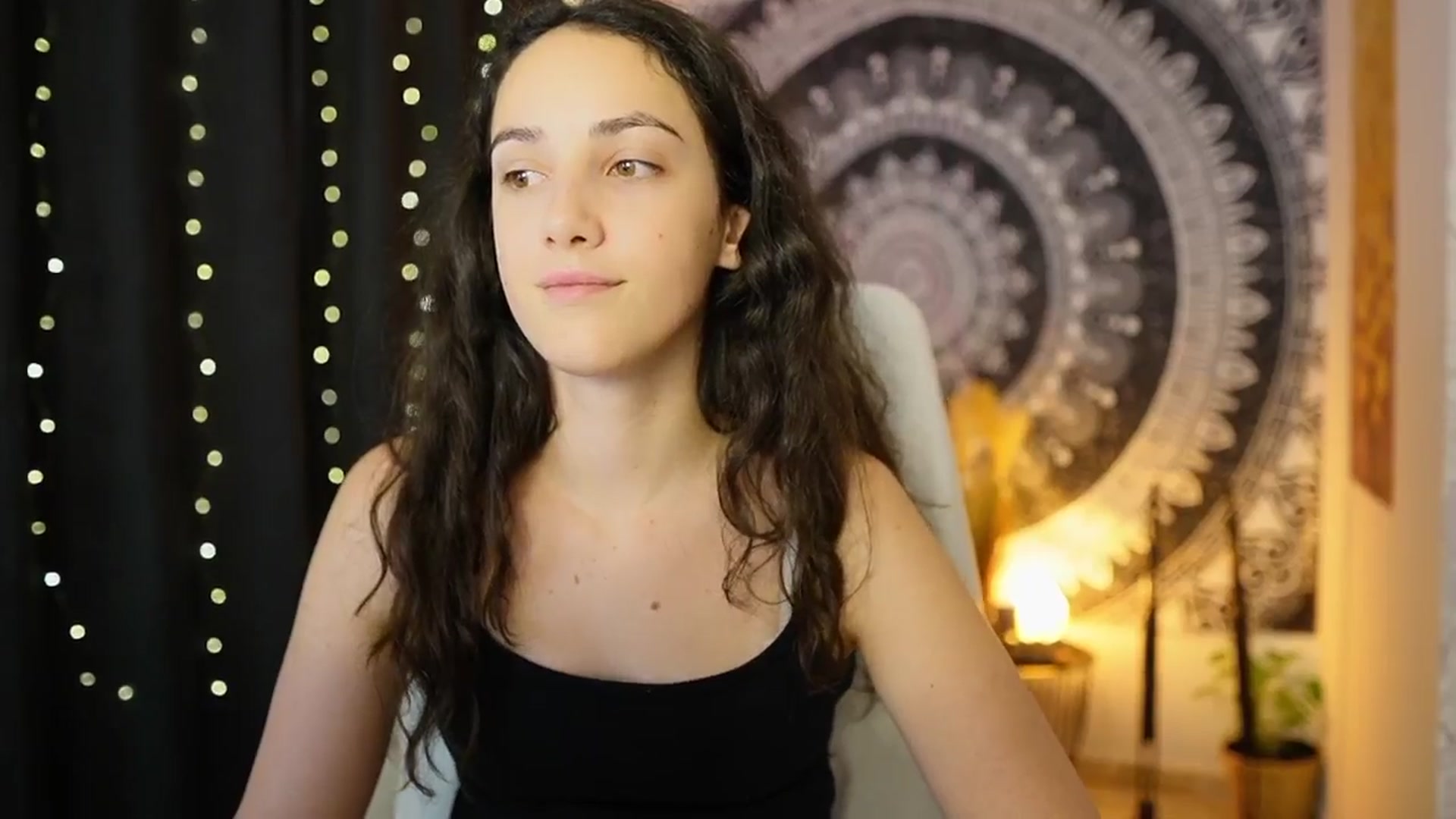 Gallery image thumbnail from Sophie_Rain18's myfreecams stream on, 05/31/2024, 12:51 image 11 of 20
