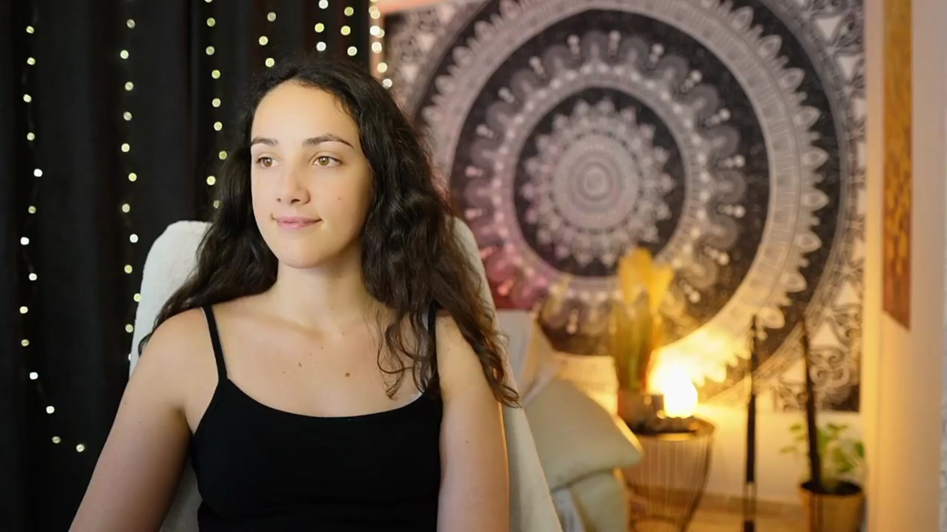 Gallery image thumbnail from Sophie_Rain18's myfreecams stream on, 05/31/2024, 12:51 image 13 of 20