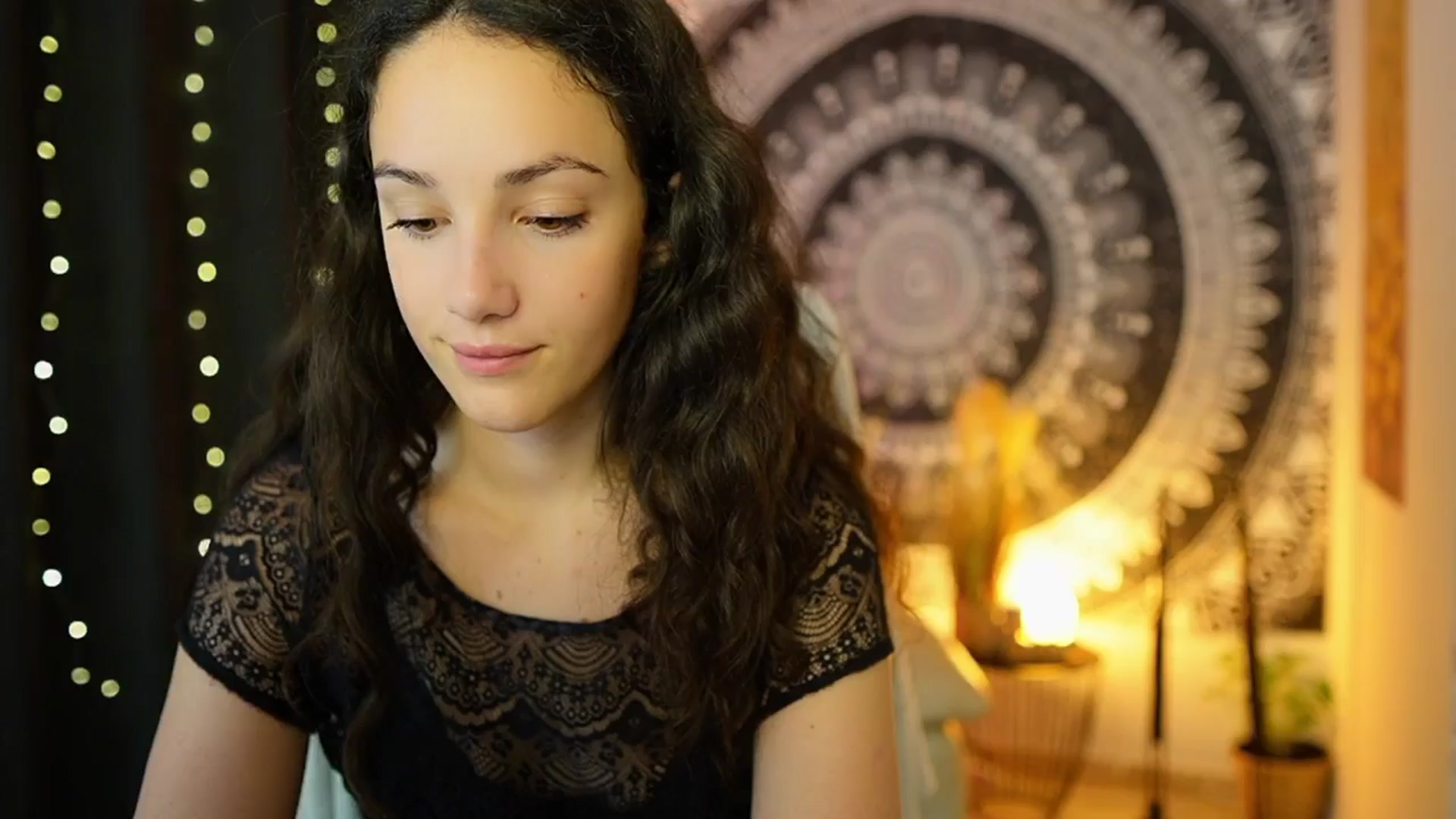 Gallery image thumbnail from Sophie_Rain18's myfreecams stream on, 06/03/2024, 10:11 image 2 of 20