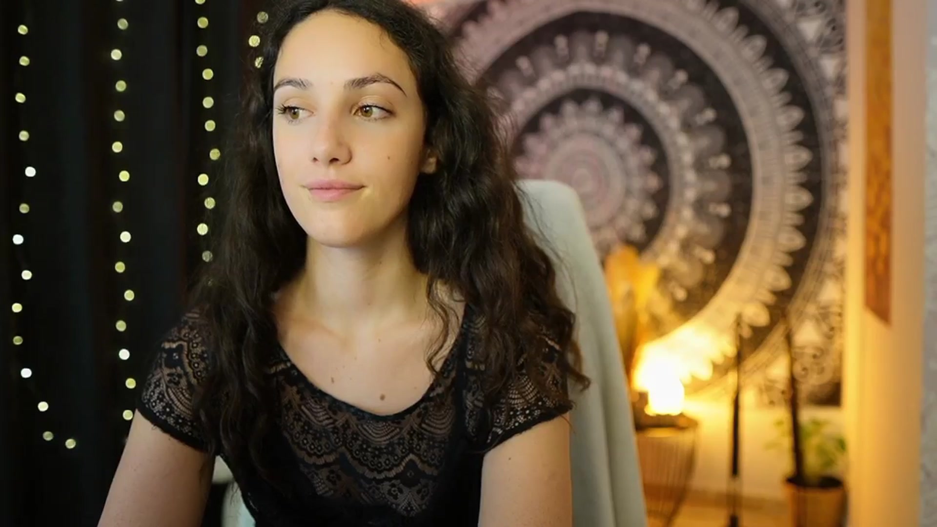 Gallery image thumbnail from Sophie_Rain18's myfreecams stream on, 06/03/2024, 11:55 image 14 of 20